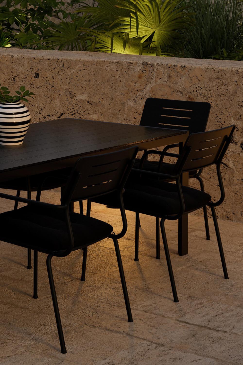 Esszimmertisch mit Nicke Stühlen in  präsentiert im Onlineshop von KAQTU Design AG. Gartentischset ist von Venture Home