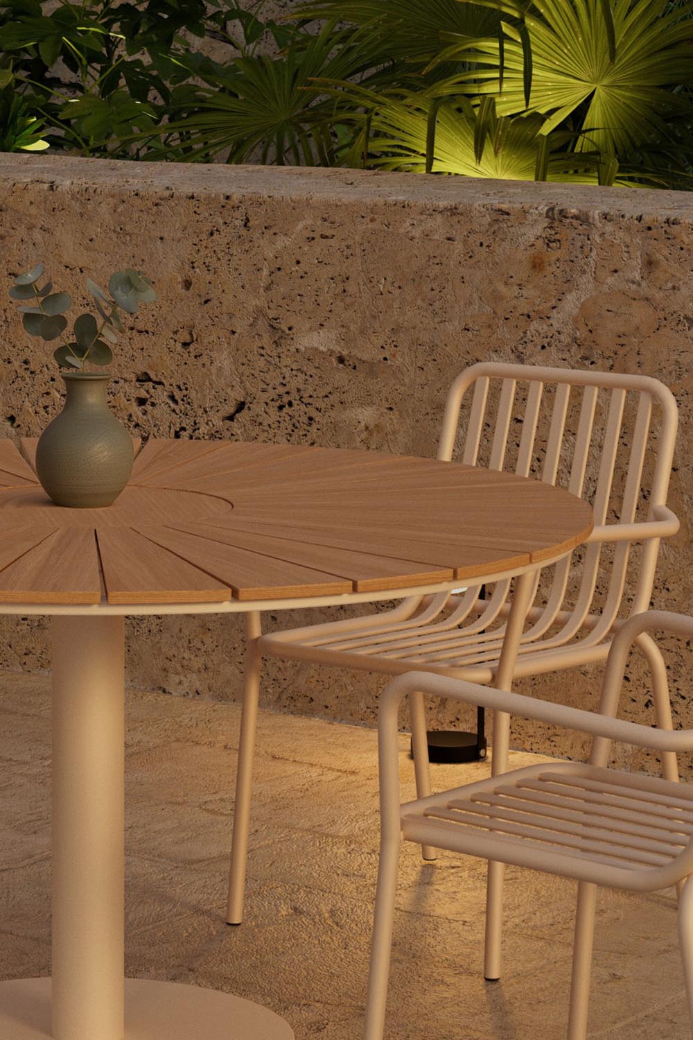 Esstisch Croft mit Peking Stühlen in  präsentiert im Onlineshop von KAQTU Design AG. Gartentischset ist von Venture Home
