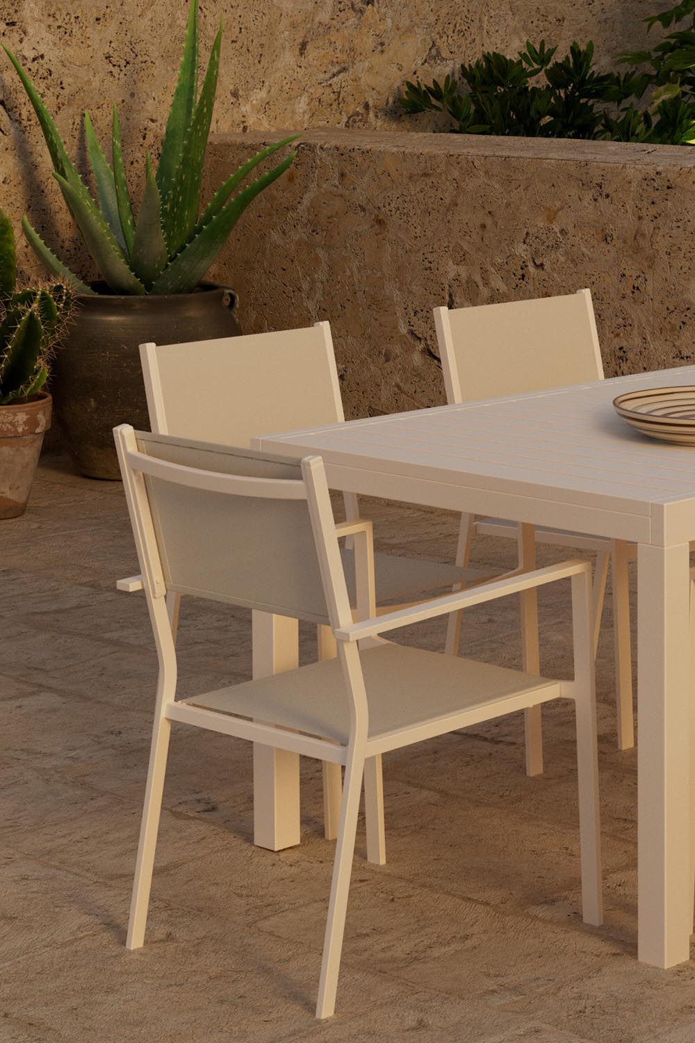 Esstisch Capo mit Esszimmerstühlen Copacabana in  präsentiert im Onlineshop von KAQTU Design AG. Gartentischset ist von Venture Home