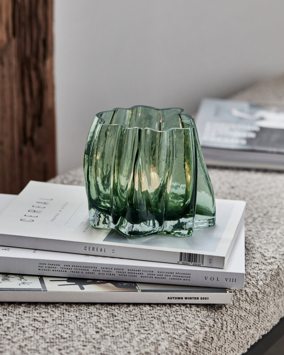Grüner Teelichthalter HDCurva aus Glas von House Doctor, Kerzenständer für ein Teelicht
