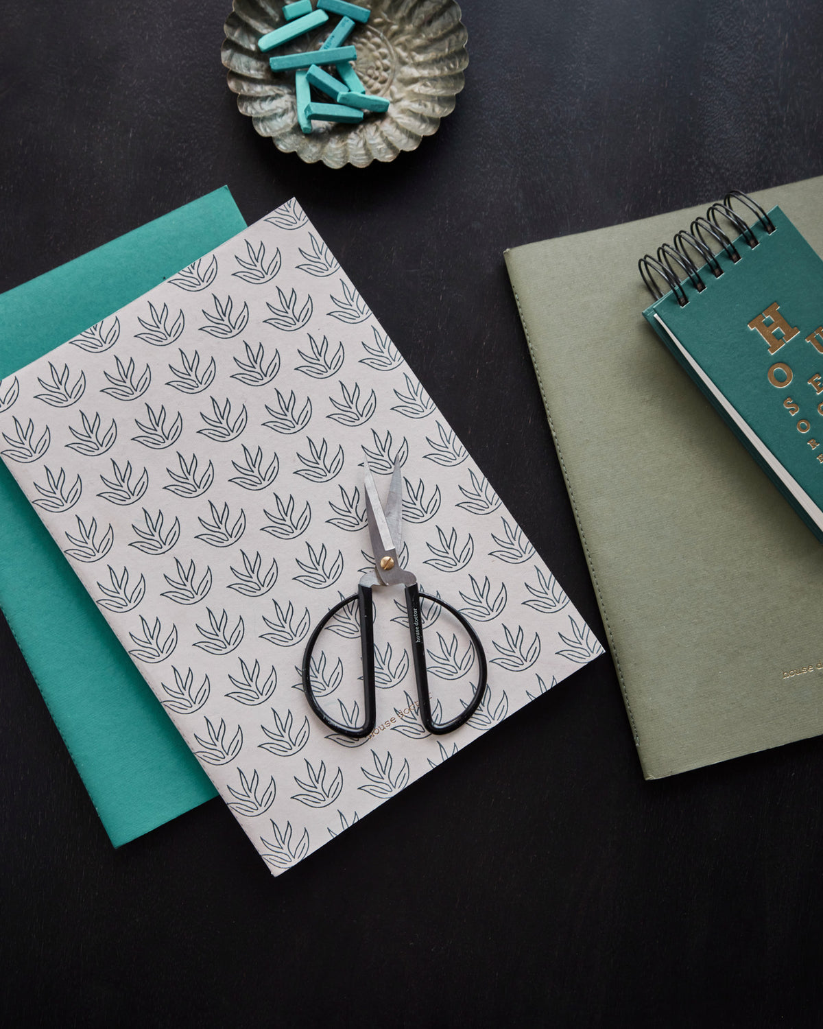 Notizbuch, HDDraw, White/Turqouise/Green in White/Turqouise/Green präsentiert im Onlineshop von KAQTU Design AG. Büromaterial ist von House Doctor