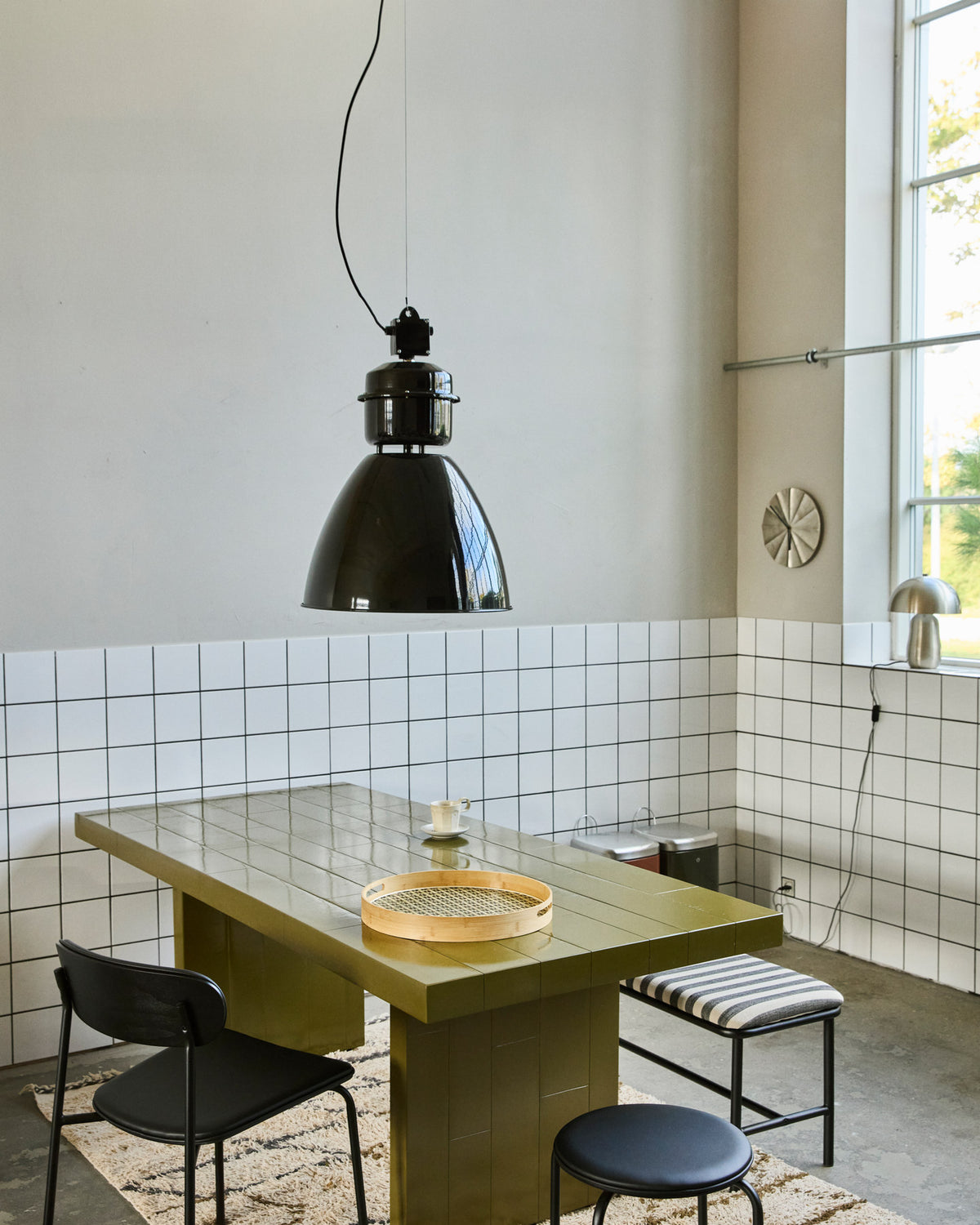 Lampe, Volumen in Schwarz präsentiert im Onlineshop von KAQTU Design AG. Pendelleuchte ist von House Doctor