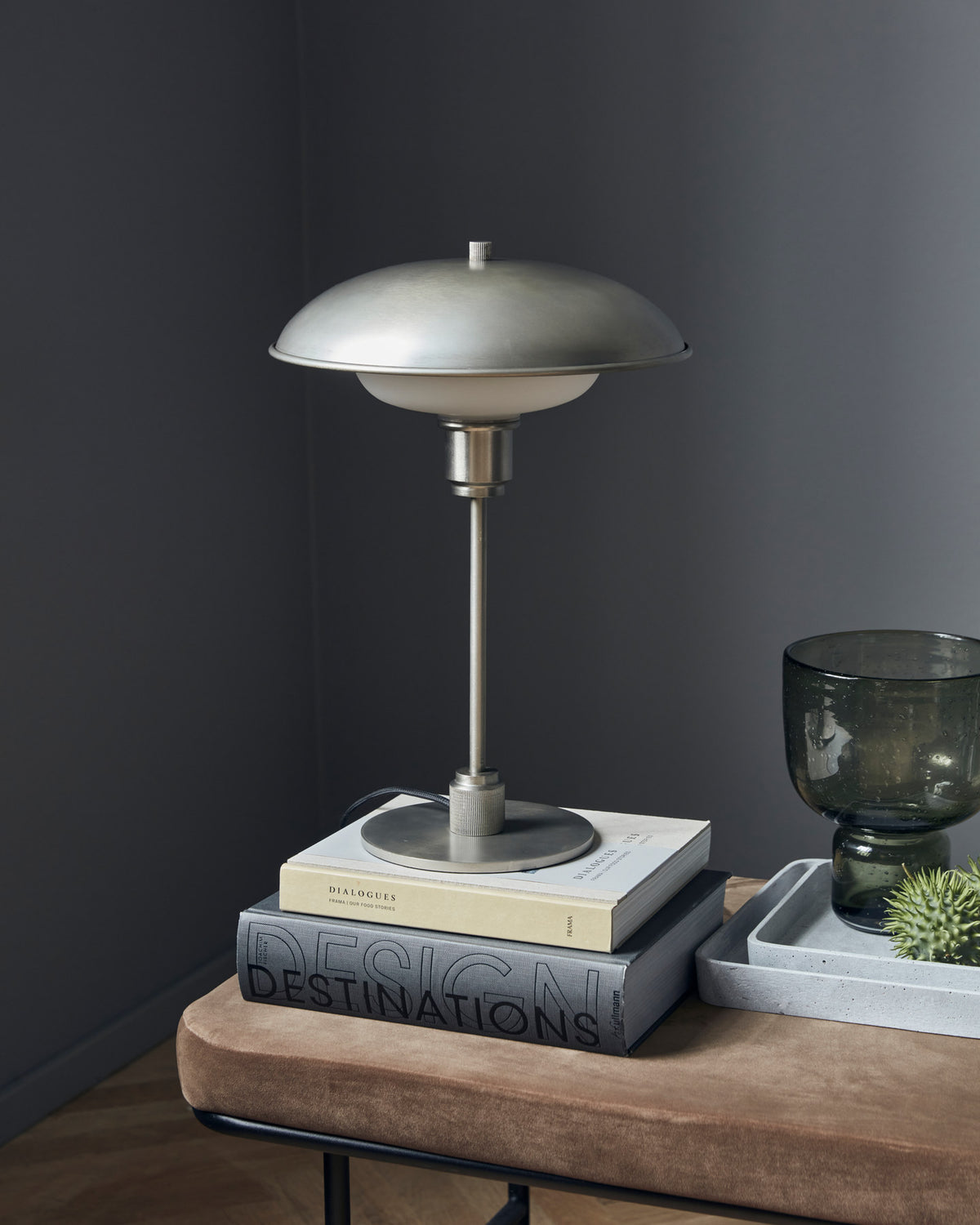 Tischleuchte HDBoston in Gunmetal-Grau aus Eisen, klassische Form mit Industrial-Look