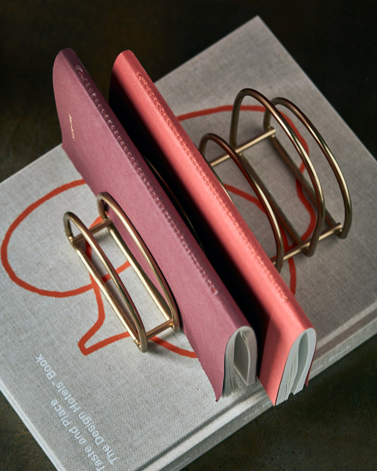 Organiser, HDPampi, Gold in Gold präsentiert im Onlineshop von KAQTU Design AG. Büromaterial ist von House Doctor