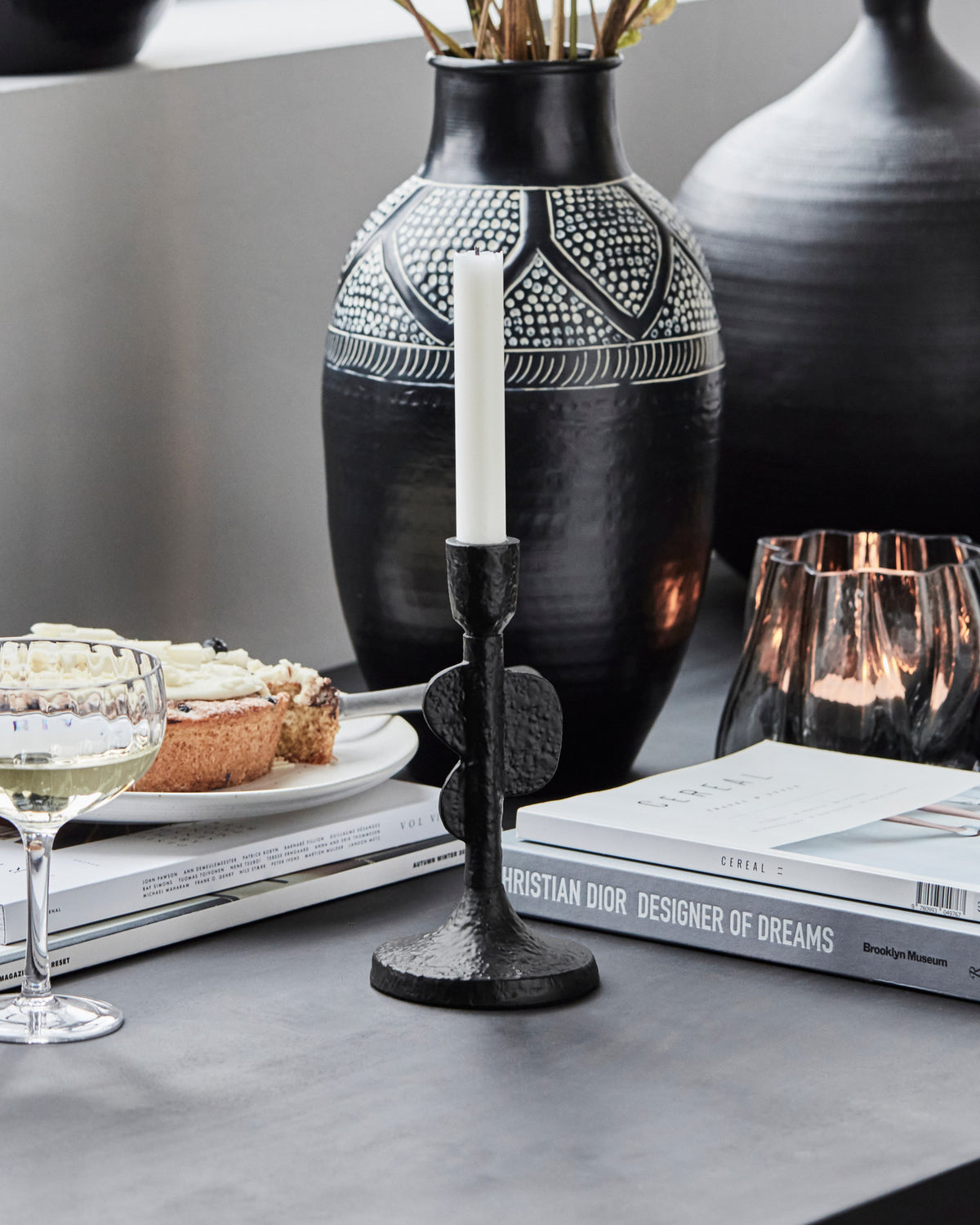 Kerzenständer, HDDonna, Schwarz in Schwarz präsentiert im Onlineshop von KAQTU Design AG. Kerzenständer ist von House Doctor;Kerzenständer, HDDonna, Schwarz in Schwarz präsentiert im Onlineshop von KAQTU Design AG. Kerzenständer ist von House Doctor;Kerzenständer, HDDonna, Schwarz in Schwarz präsentiert im Onlineshop von KAQTU Design AG. Kerzenständer ist von House Doctor;Kerzenständer, HDDonna, Schwarz in Schwarz präsentiert im Onlineshop von KAQTU Design AG. Kerzenständer ist von House Doctor