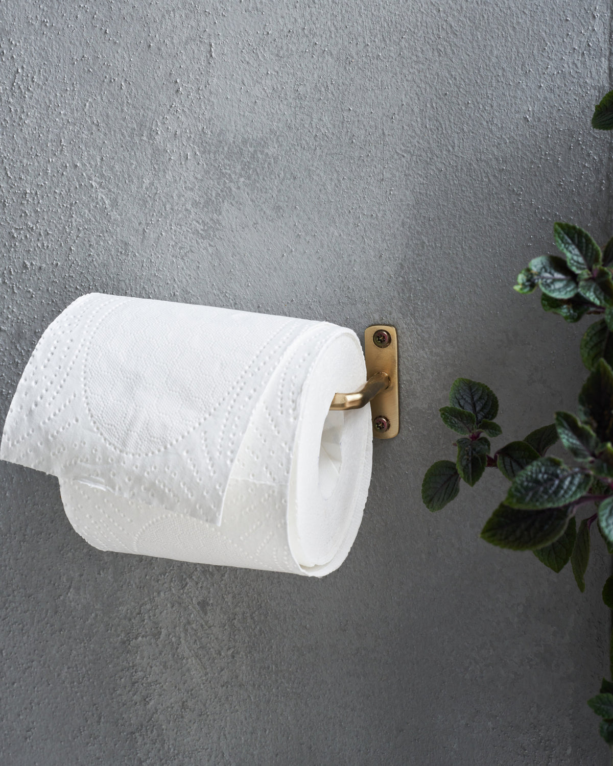 Toilettenpapierhalter, HDWelo, Mattes Messing-Finish in Mattes Messing-Finish präsentiert im Onlineshop von KAQTU Design AG. Badzubehör ist von House Doctor