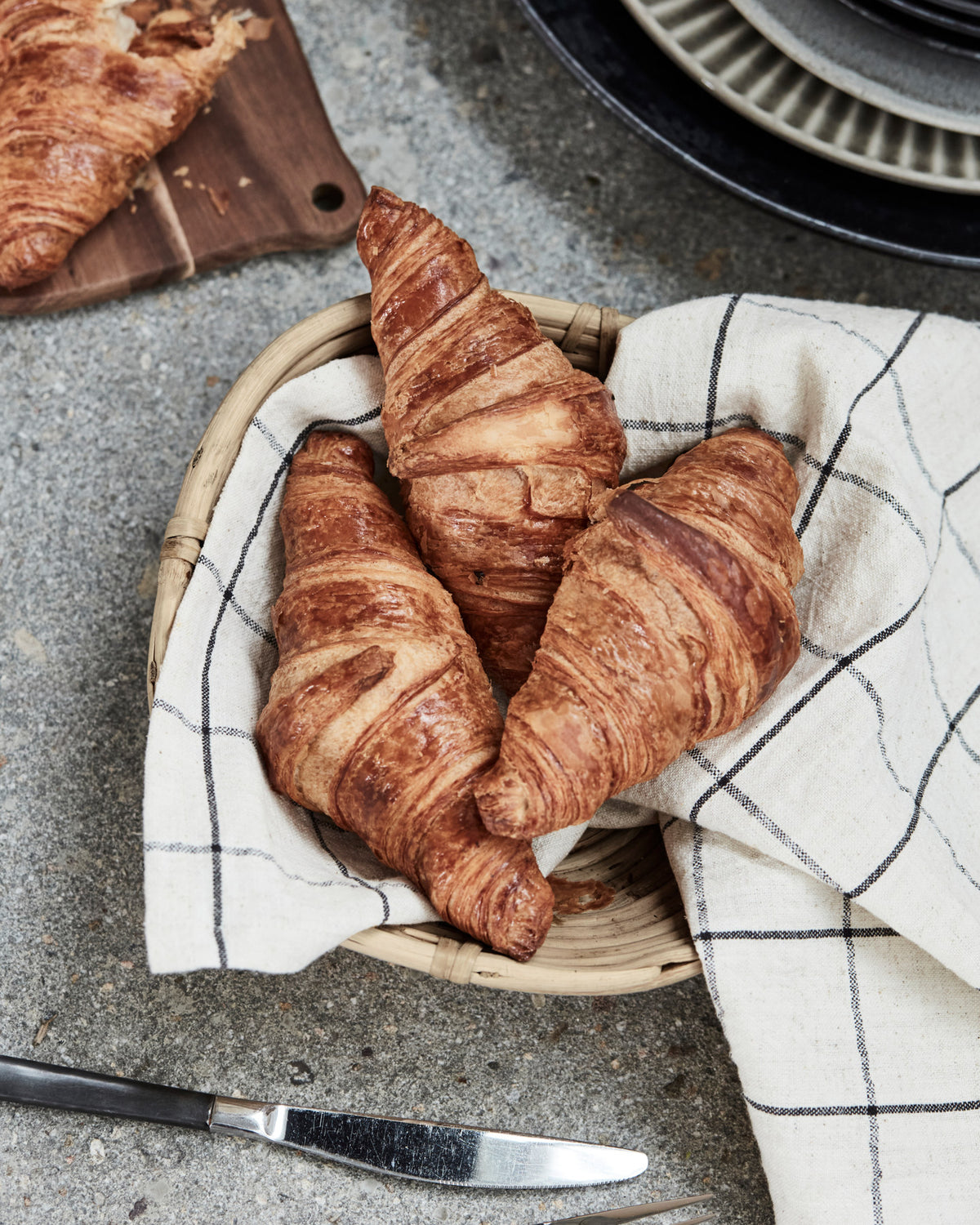 Naturfarbener Aufbewahrungskorb HDConical aus geflochtenem Rattan und Bambus