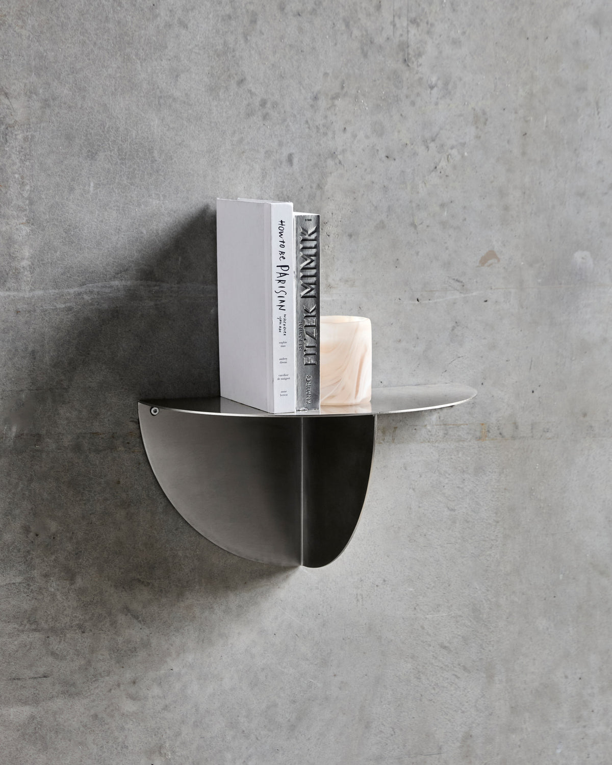 Beistelltisch, HDMega, Gebürstetes Silber-Finish in Gebürstetes Silber-Finish präsentiert im Onlineshop von KAQTU Design AG. Beistelltisch ist von House Doctor