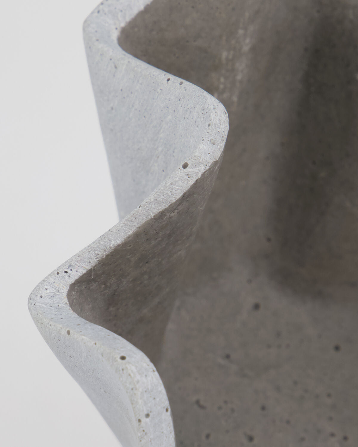 Teelichthalter, HDVaso, Grau in Grau präsentiert im Onlineshop von KAQTU Design AG. Kerzenständer ist von House Doctor