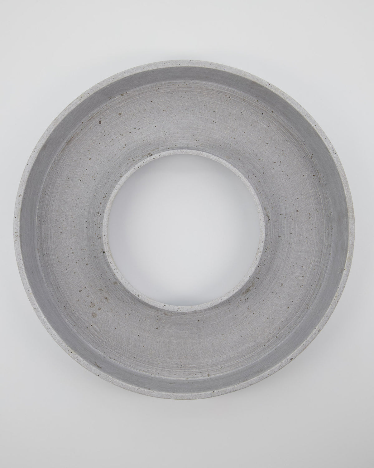 Kerzenständer, The Ring in Grau präsentiert im Onlineshop von KAQTU Design AG. Kerzenständer ist von House Doctor
