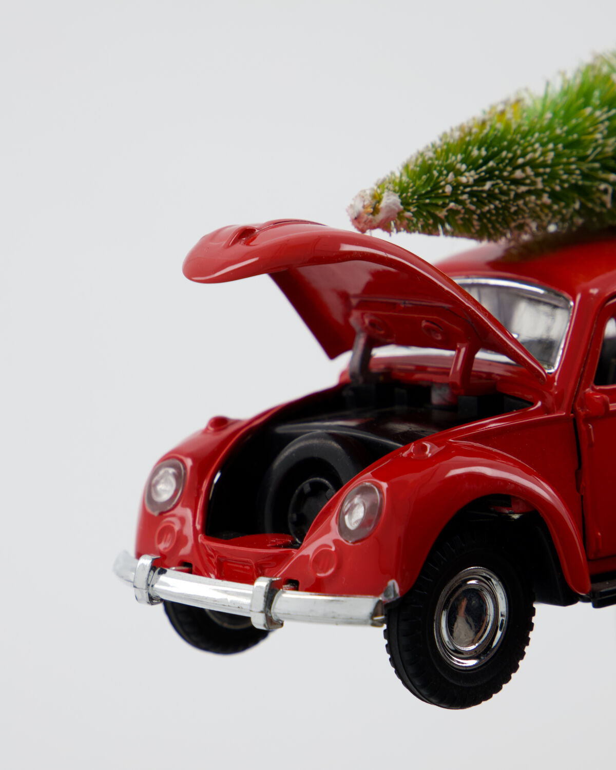 Dekoration, Xmas car in Rot präsentiert im Onlineshop von KAQTU Design AG. Weihnachtszubehör ist von House Doctor