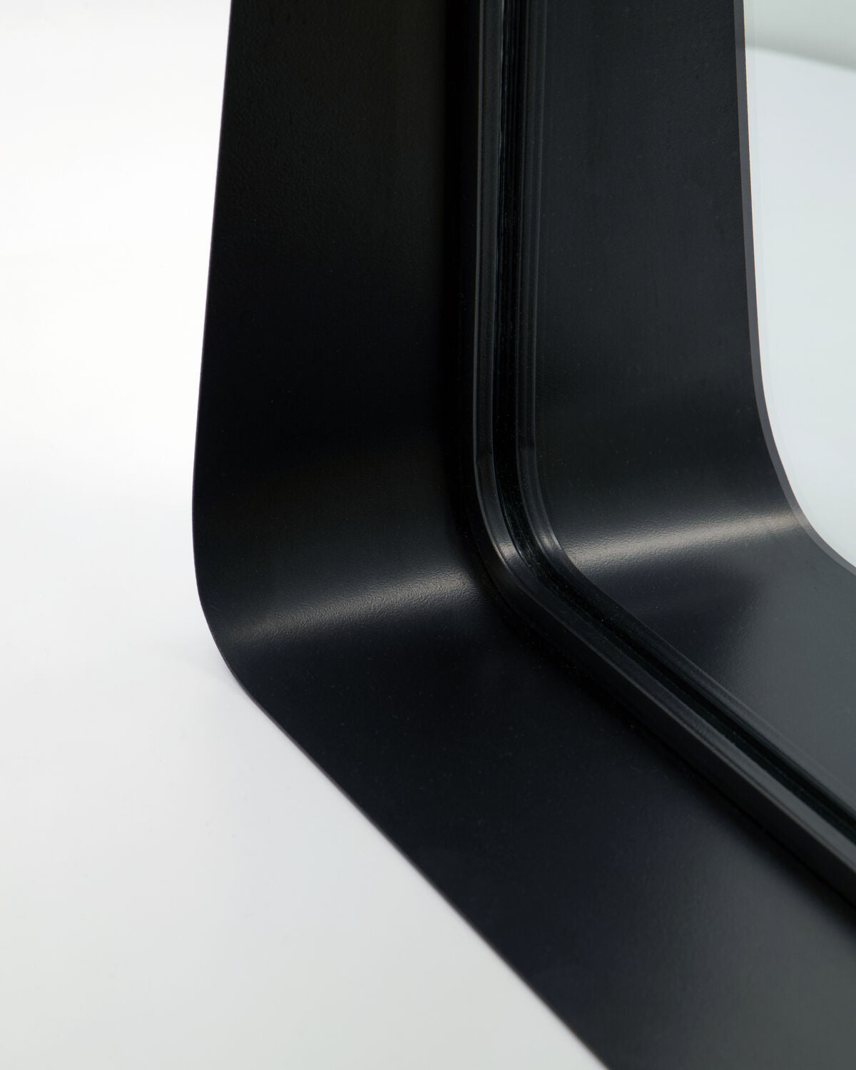 Spiegel mit Rahmen, HDPejo, Antikes Schwarz in Antikes Schwarz präsentiert im Onlineshop von KAQTU Design AG. Spiegel ist von House Doctor