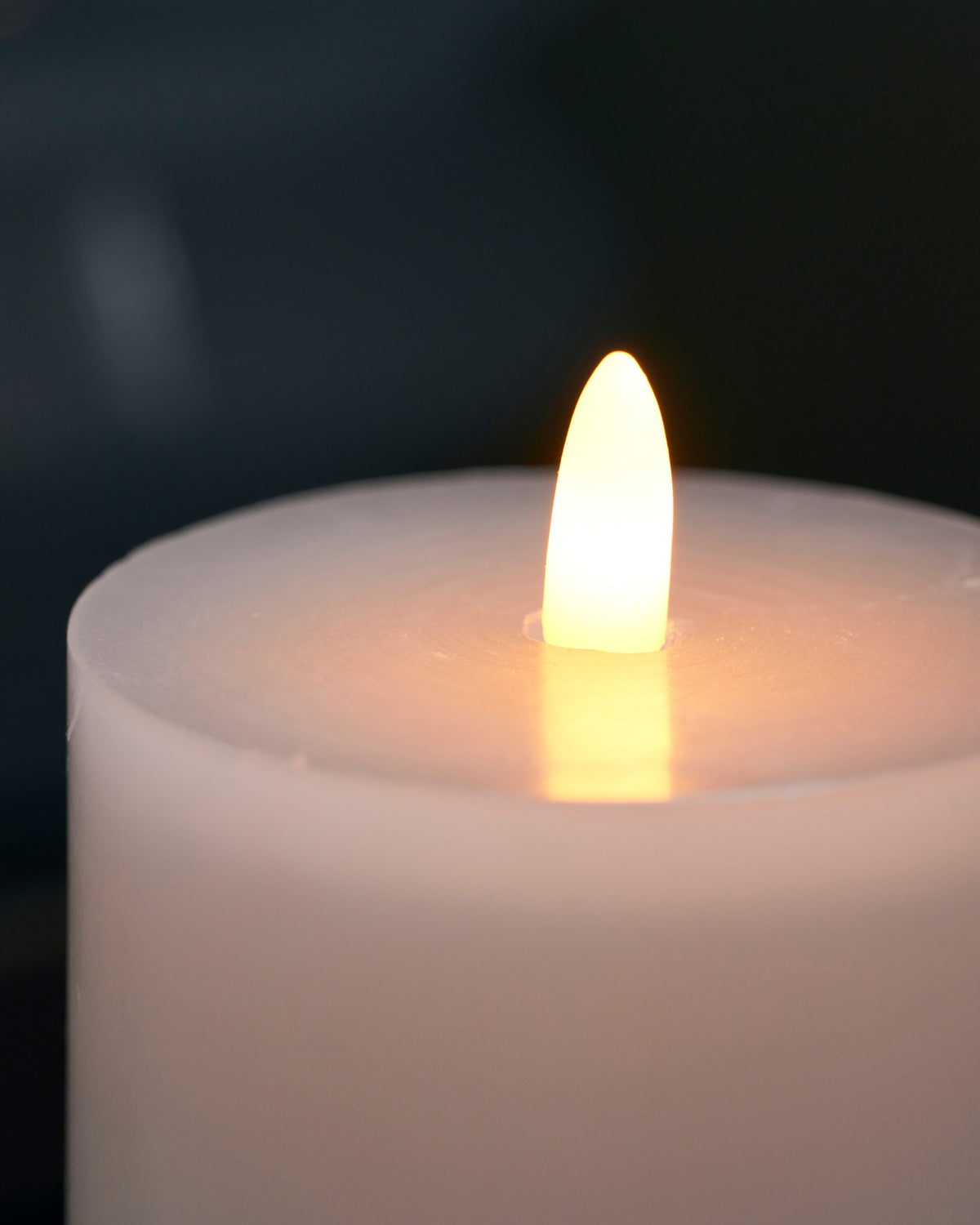 Kerze, LED in Weiss präsentiert im Onlineshop von KAQTU Design AG. Weihnachtszubehör ist von House Doctor