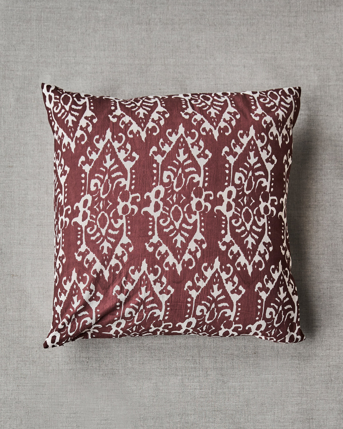 Kissenbezug, HDIkat, Rot gebrannt in Rot gebrannt präsentiert im Onlineshop von KAQTU Design AG. Kissenbezug ist von House Doctor;Kissenbezug, HDIkat, Rot gebrannt in Rot gebrannt präsentiert im Onlineshop von KAQTU Design AG. Kissenbezug ist von House Doctor