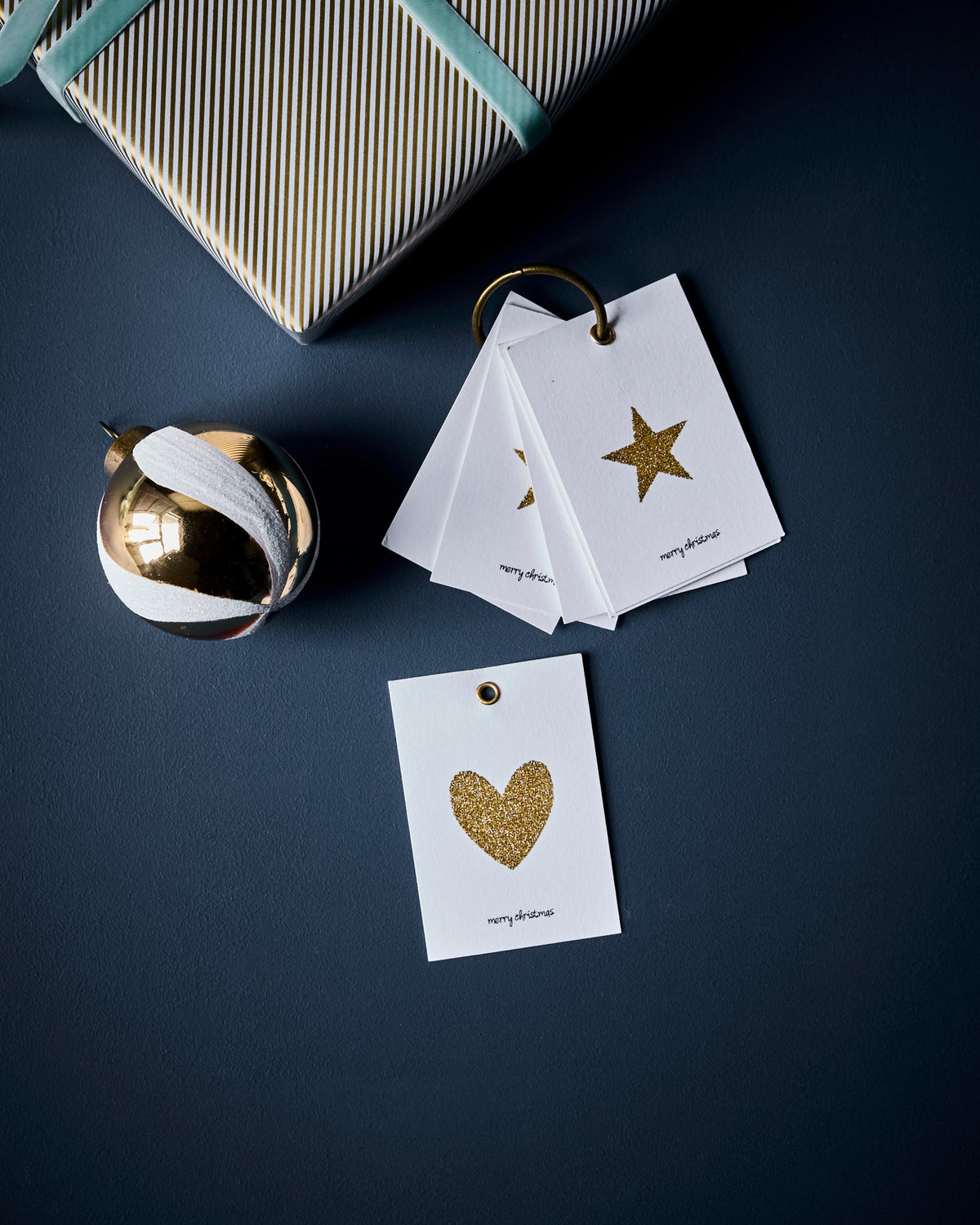 Geschenkanhänger, HDGlitr, Weiß;Gold in Weiß, Gold präsentiert im Onlineshop von KAQTU Design AG. Geschenkzubehör ist von House Doctor