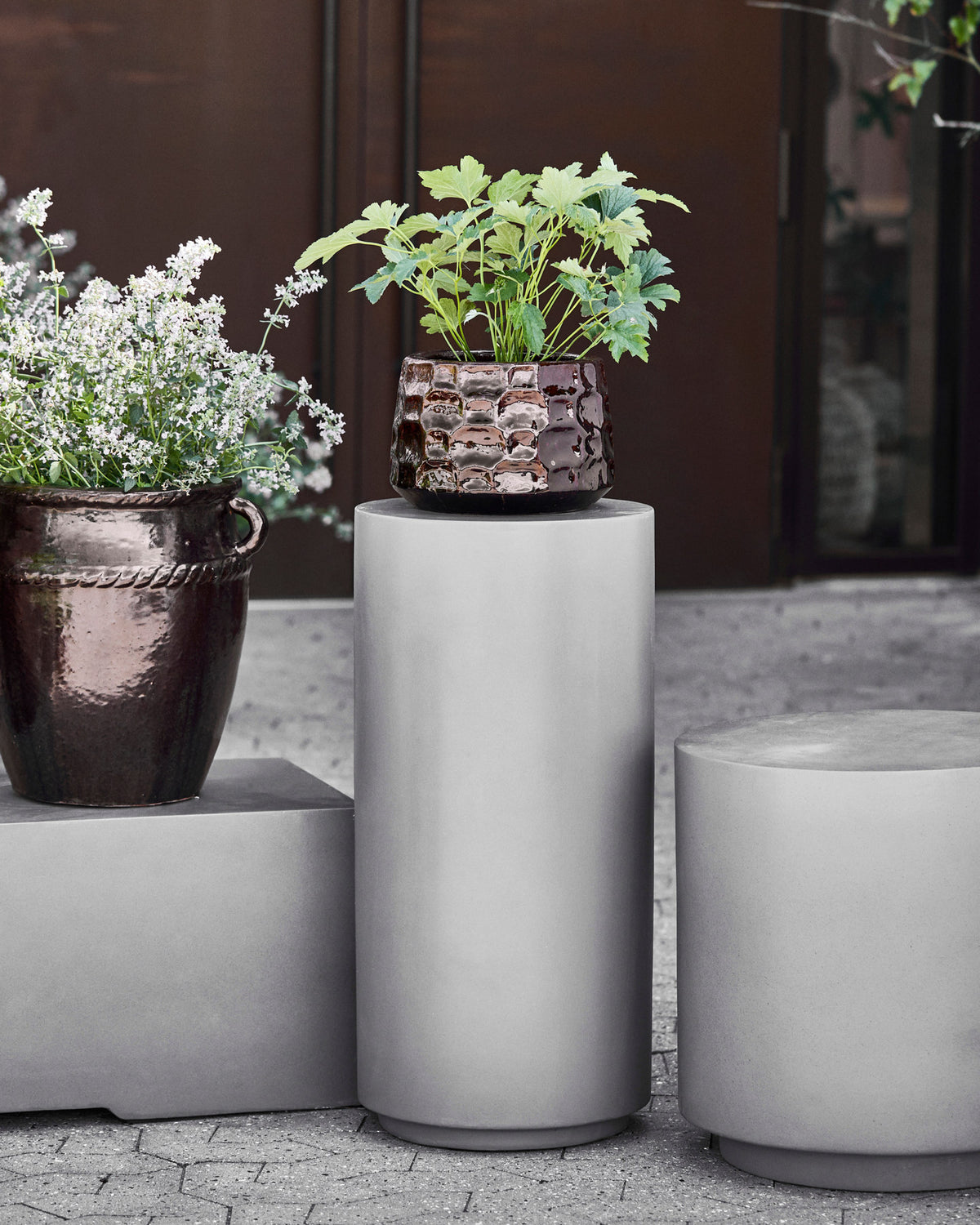 Betonsäule, Out in Grau präsentiert im Onlineshop von KAQTU Design AG. Podest ist von House Doctor;Betonsäule, Out in Grau präsentiert im Onlineshop von KAQTU Design AG. Podest ist von House Doctor;Betonsäule, Out in Grau präsentiert im Onlineshop von KAQTU Design AG. Podest ist von House Doctor;Betonsäule, Out in Grau präsentiert im Onlineshop von KAQTU Design AG. Podest ist von House Doctor
