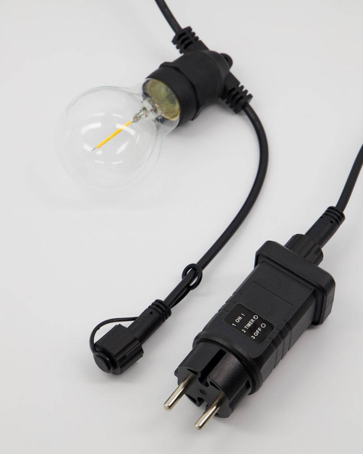 Lichterkette, HDLight, Schwarz in Schwarz präsentiert im Onlineshop von KAQTU Design AG. Lampenkette ist von House Doctor