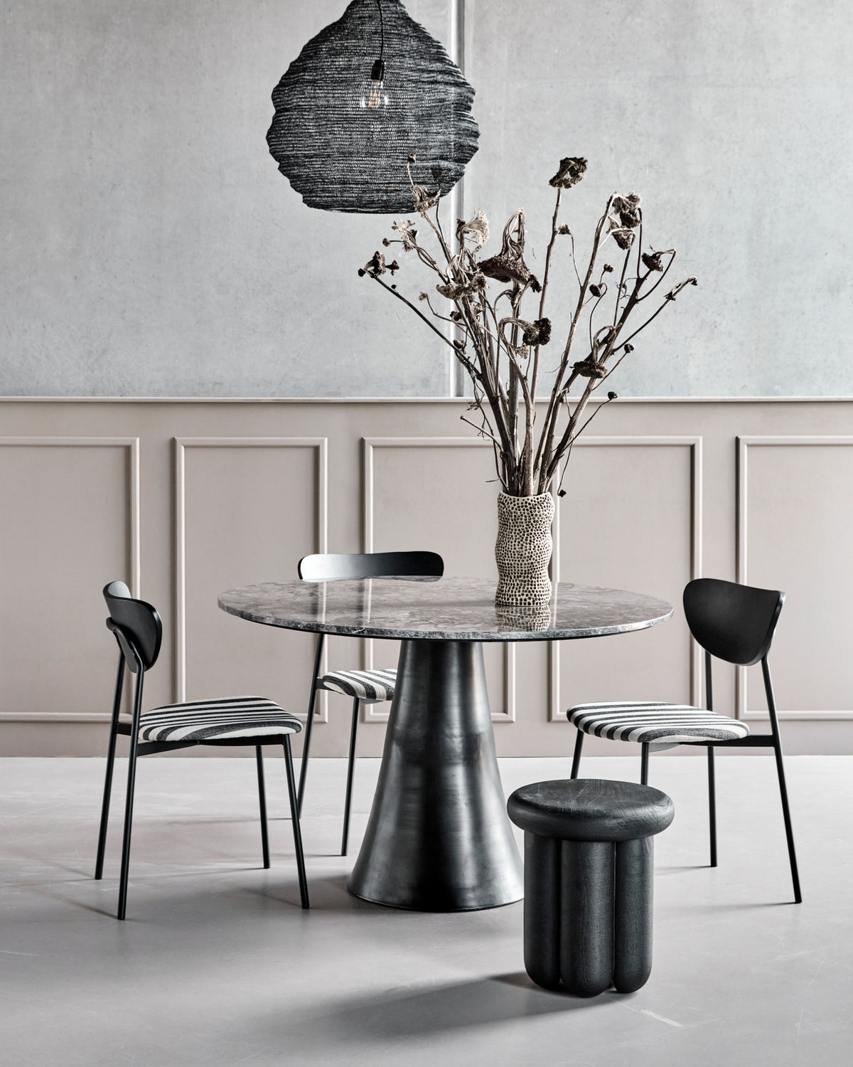 Esstisch, HDGaya, Braun in Braun präsentiert im Onlineshop von KAQTU Design AG. Esstisch ist von House Doctor