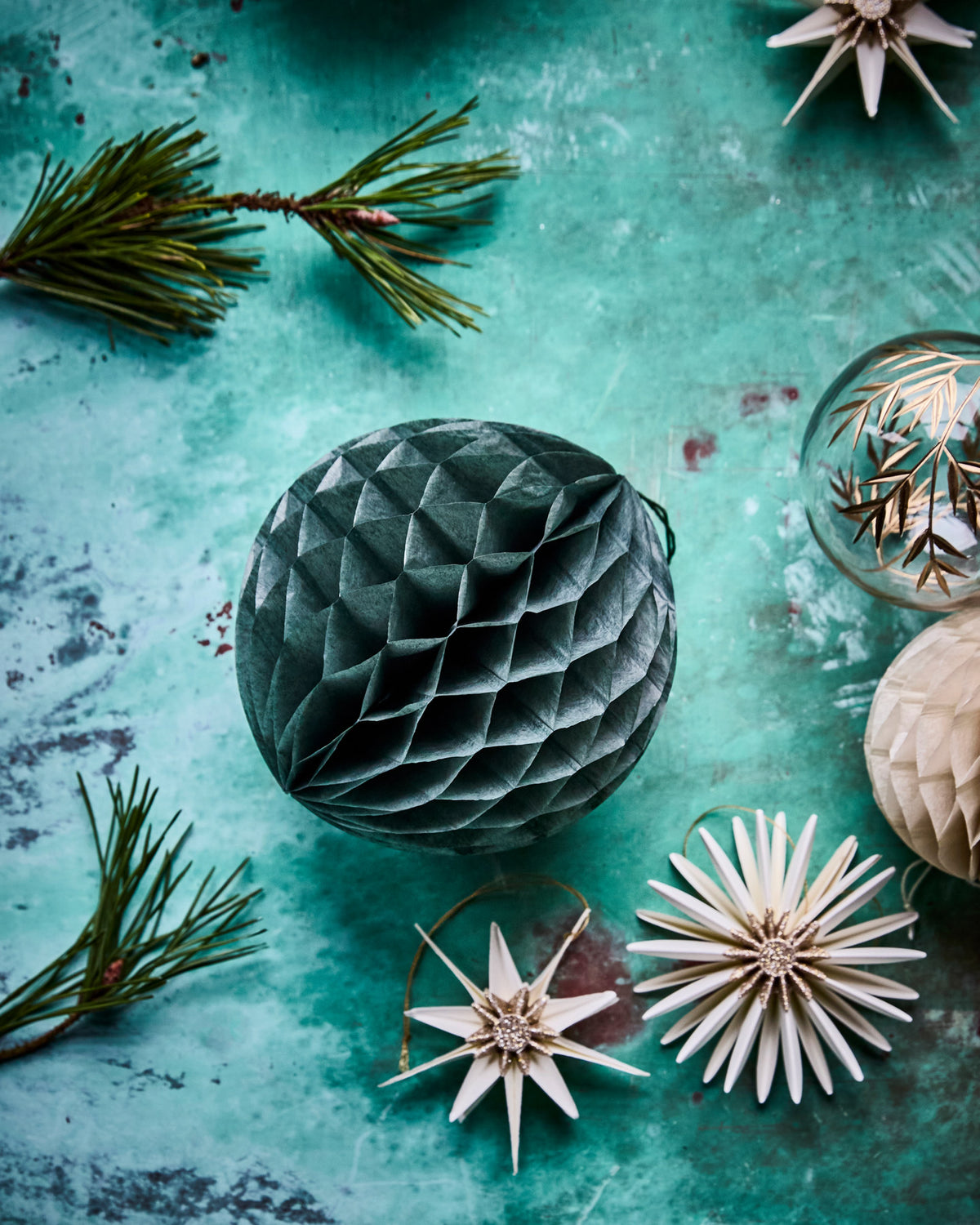 Ornamente, HDOrb, Grün in Grün präsentiert im Onlineshop von KAQTU Design AG. Weihnachtszubehör ist von House Doctor