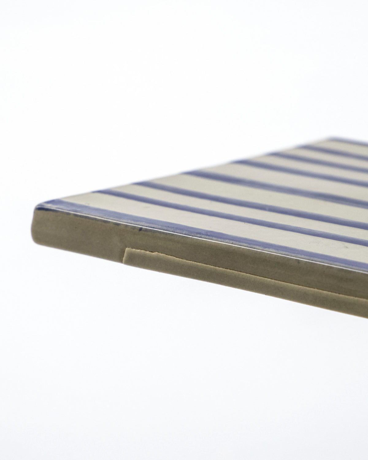 Blaues Servierbrett HDDiva aus Steinzeug mit handgemaltem blauem Muster