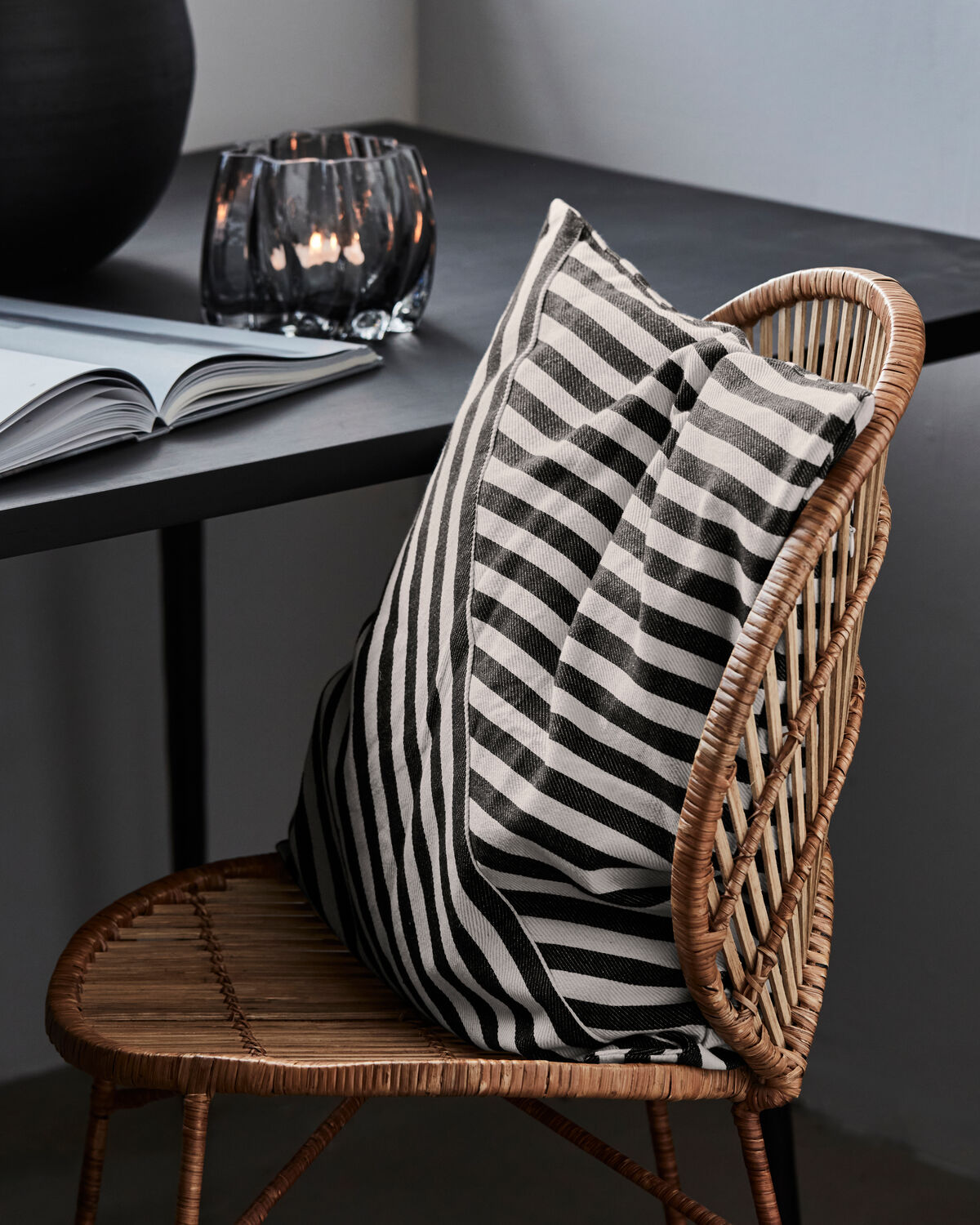 Kissenbezug, HDAzy, Schwarz;Off-White in Schwarz, Off-White präsentiert im Onlineshop von KAQTU Design AG. Deko Kissenbezug ist von House Doctor