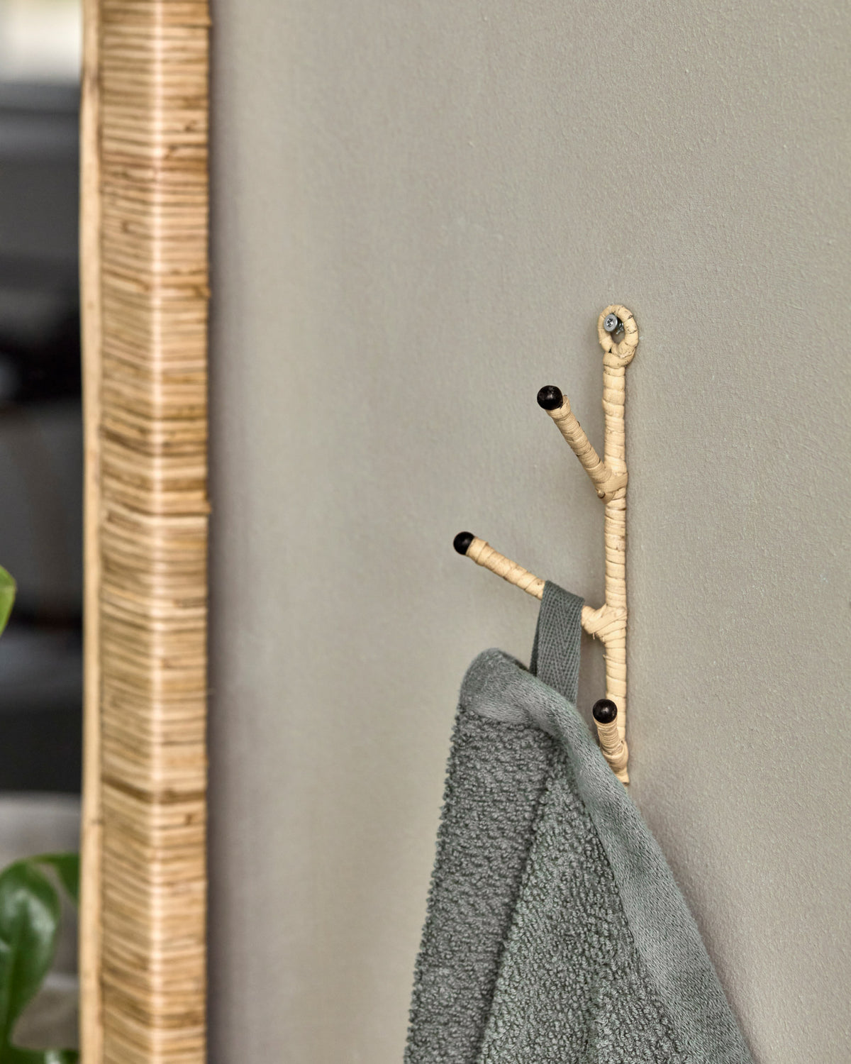 Haken, HDBranch, Natur in Natur präsentiert im Onlineshop von KAQTU Design AG. Kleiderhaken ist von House Doctor;Haken, HDBranch, Natur in Natur präsentiert im Onlineshop von KAQTU Design AG. Kleiderhaken ist von House Doctor;Haken, HDBranch, Natur in Natur präsentiert im Onlineshop von KAQTU Design AG. Kleiderhaken ist von House Doctor;Haken, HDBranch, Natur in Natur präsentiert im Onlineshop von KAQTU Design AG. Kleiderhaken ist von House Doctor