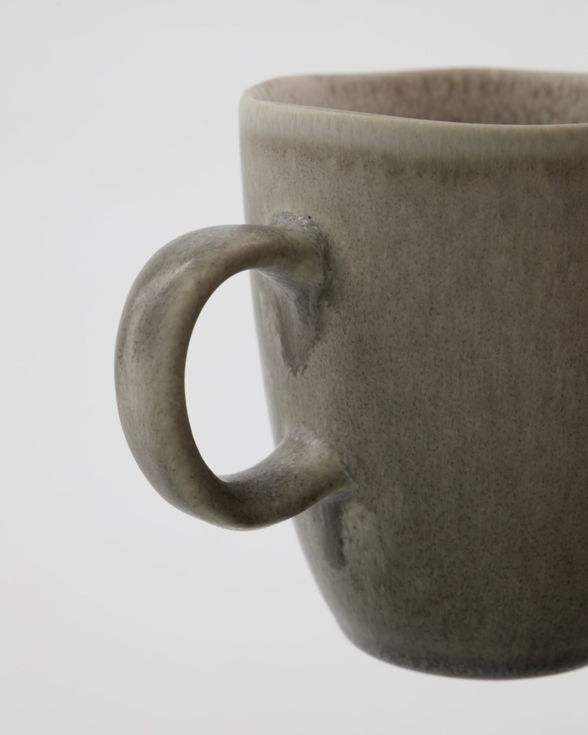 Tasse, HDMore, Grau in Grau präsentiert im Onlineshop von KAQTU Design AG. Tasse ist von House Doctor