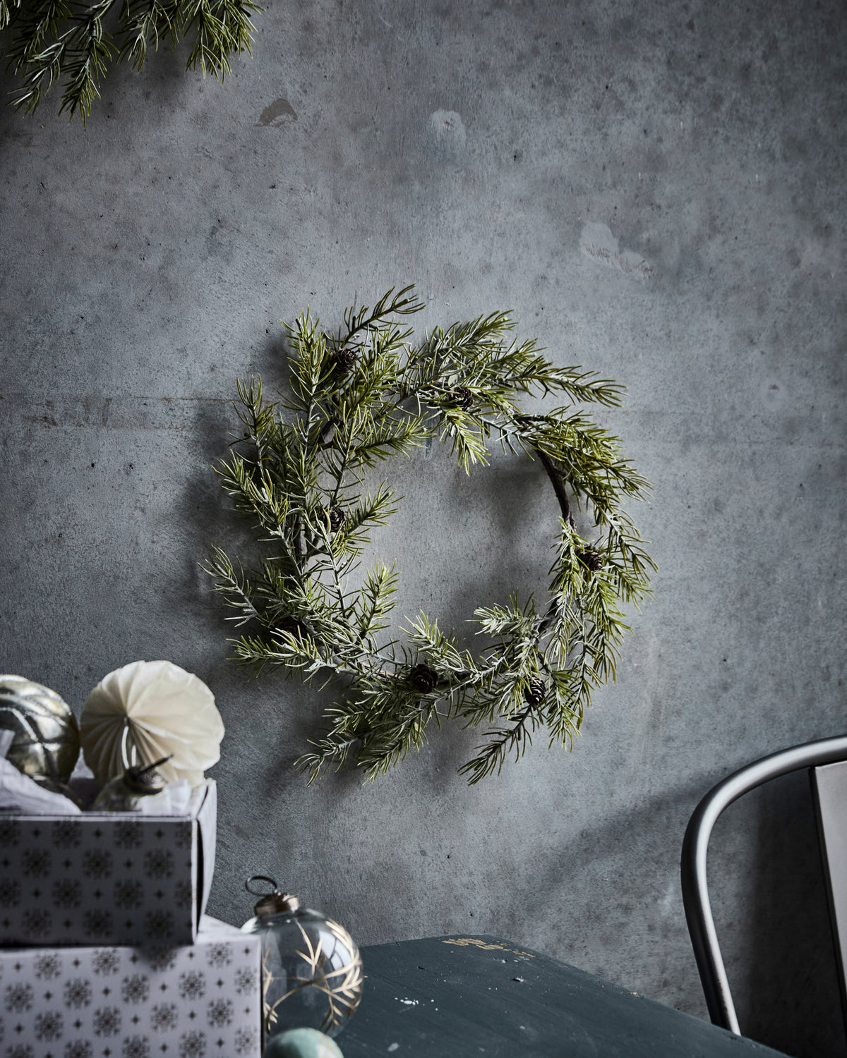Kranz, HDFrost, Grün in Grün präsentiert im Onlineshop von KAQTU Design AG. Weihnachtskränze ist von House Doctor