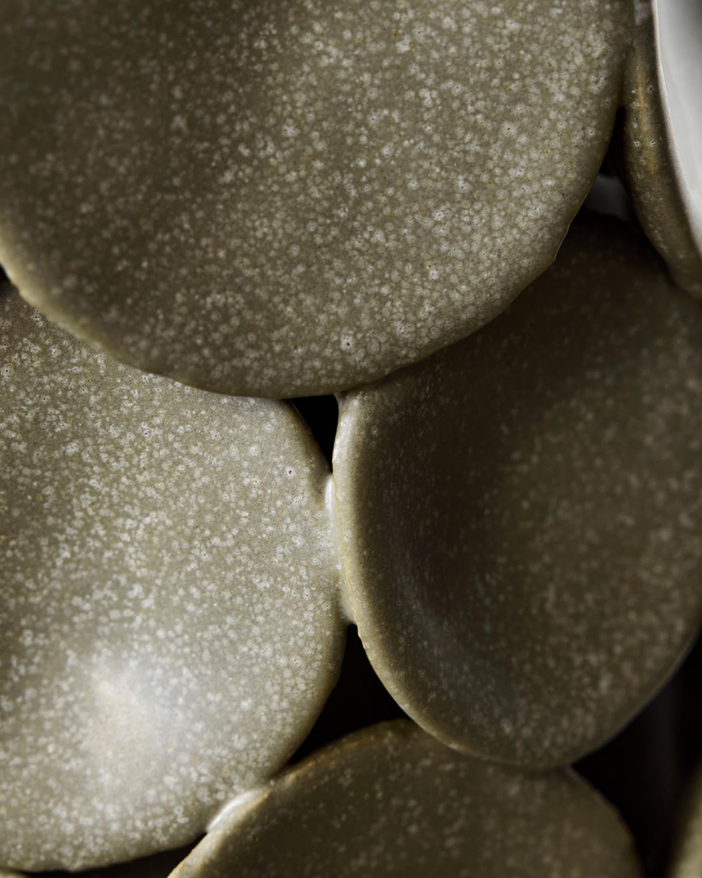Vase, HDDot, Khaki in Khaki präsentiert im Onlineshop von KAQTU Design AG. Vase ist von House Doctor