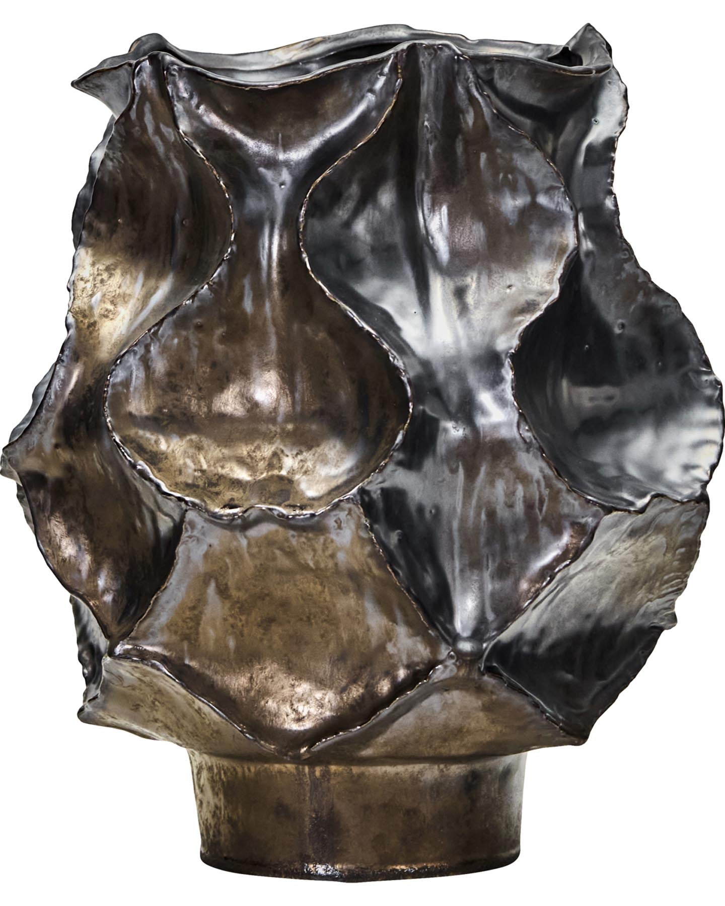 Vase, HDWaves, Antik-Metall in Antik-Metall präsentiert im Onlineshop von KAQTU Design AG. Vase ist von House Doctor