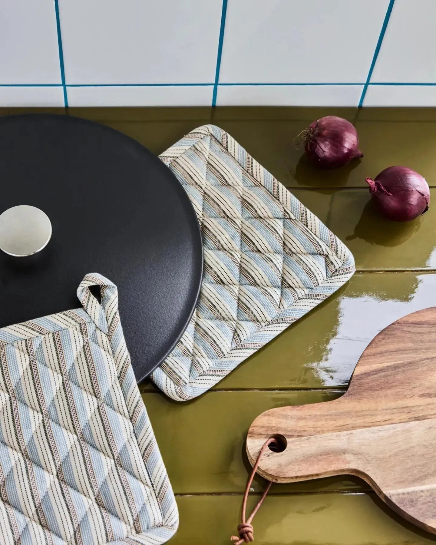 Topflappen, HDChef, Blau;Sand in Blau, Sand präsentiert im Onlineshop von KAQTU Design AG. Küchentuch ist von House Doctor