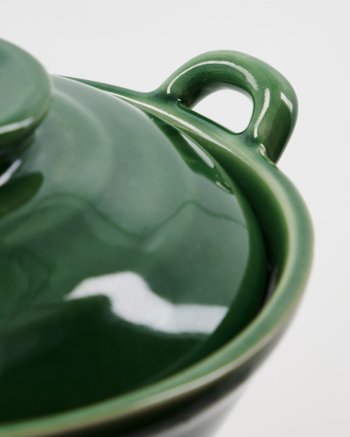 Glas m. Deckel, HDDiva, Grün in Grün präsentiert im Onlineshop von KAQTU Design AG. Küchenhelfer ist von House Doctor