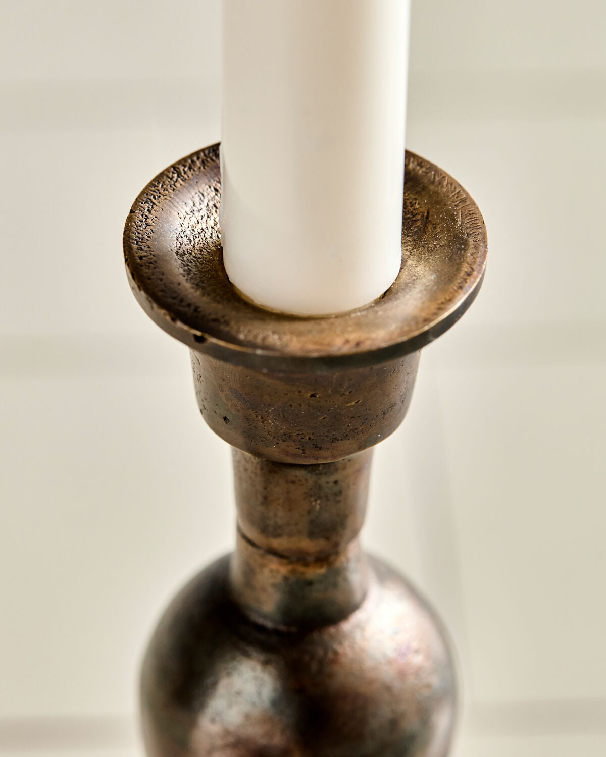 Kerzenständer, HDCast, Antikes Messing in Antikes Messing präsentiert im Onlineshop von KAQTU Design AG. Kerzenständer ist von House Doctor