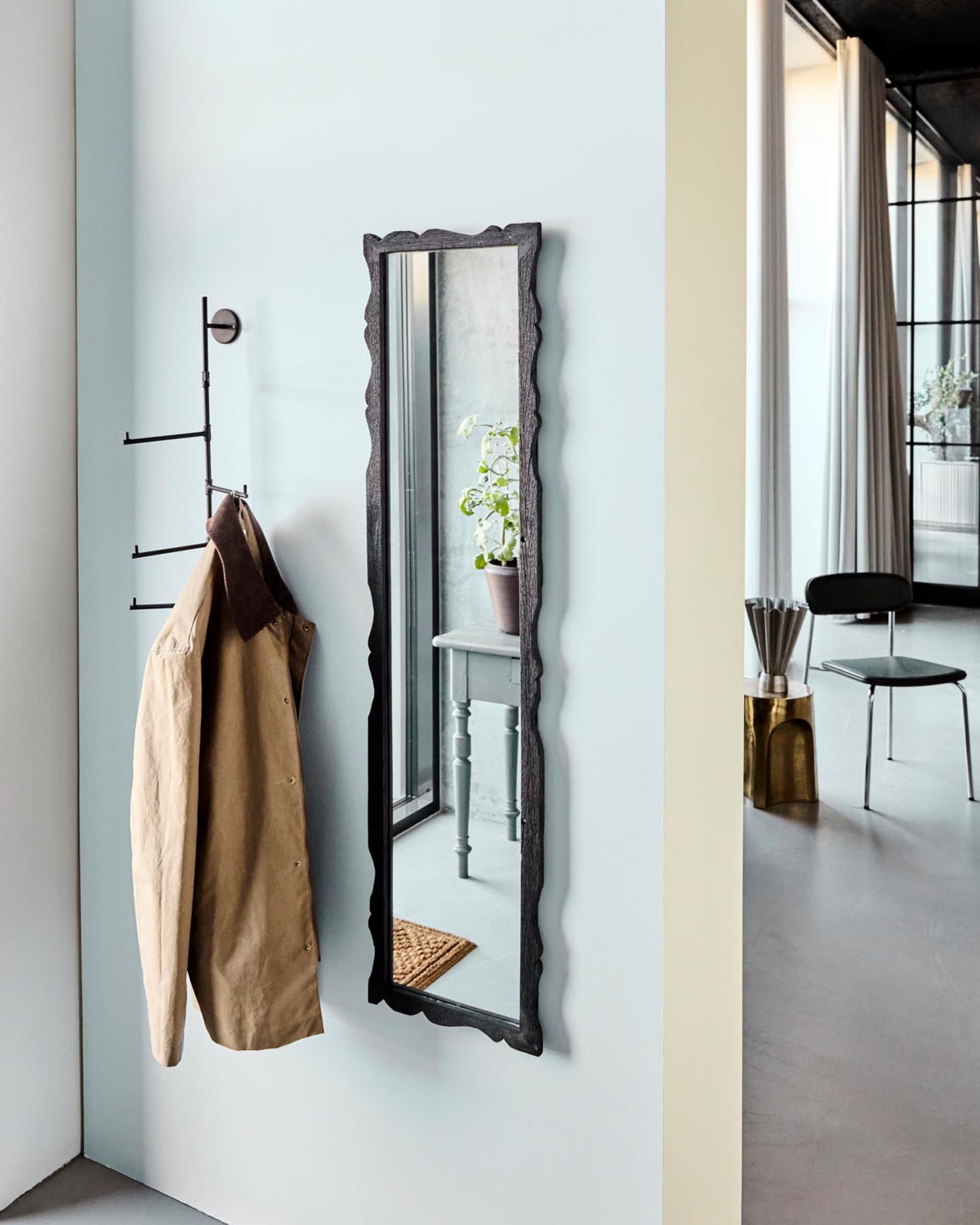 Spiegel, HDCarve, Braun in Braun präsentiert im Onlineshop von KAQTU Design AG. Spiegel ist von House Doctor