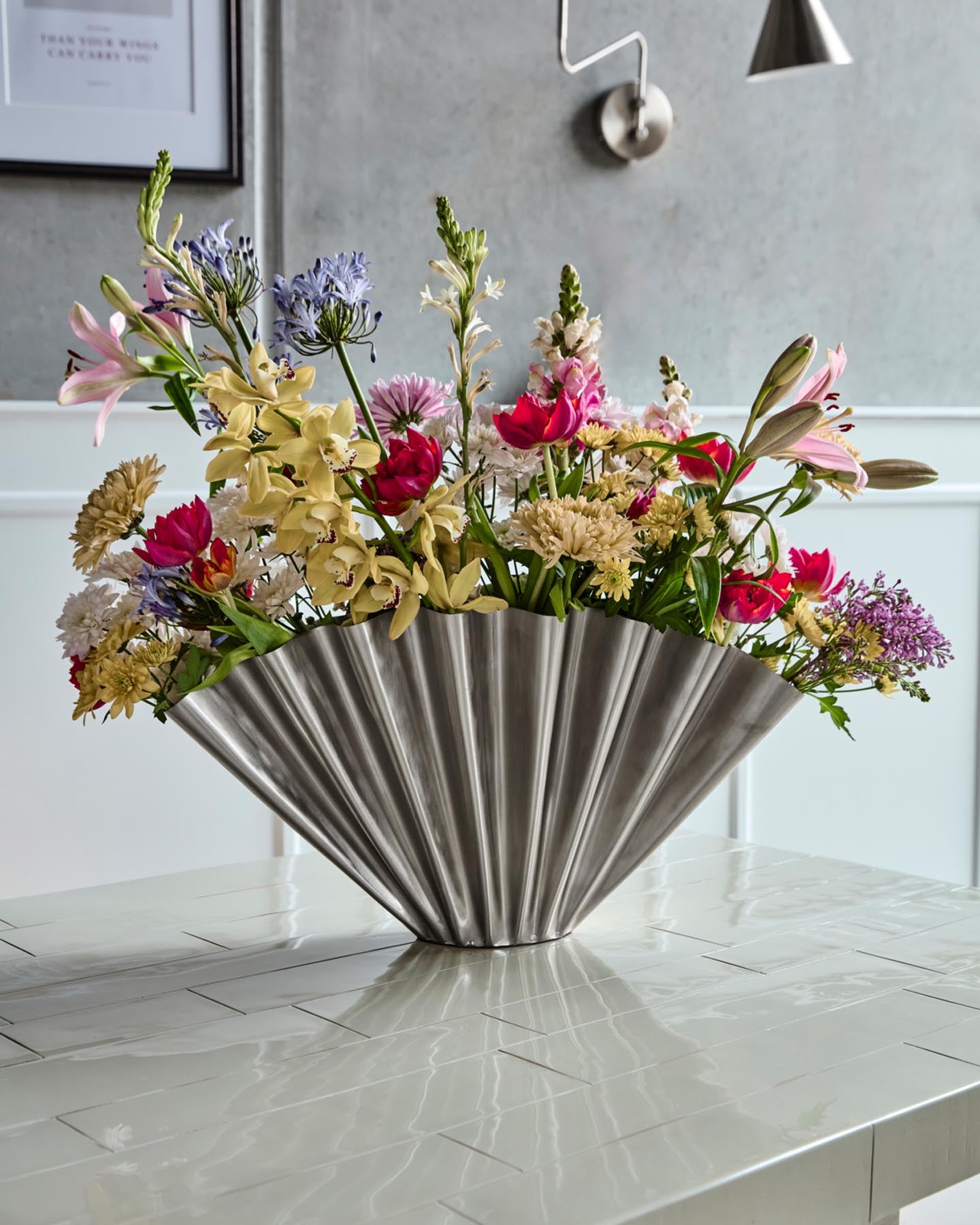 Vase, HDFlood, Gebürstetes Silber-Finish in Gebürstetes Silber-Finish präsentiert im Onlineshop von KAQTU Design AG. Vase ist von House Doctor