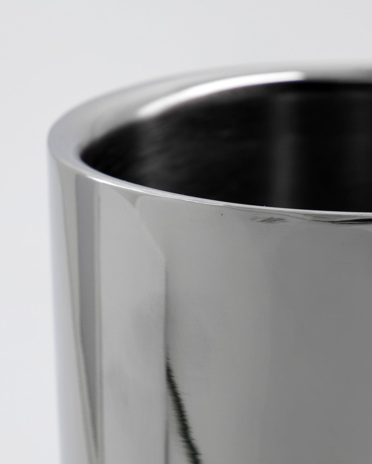 Weinkühler, HDKett, Silber-Finish in Silberfarben präsentiert im Onlineshop von KAQTU Design AG. Flaschenkühler ist von House Doctor