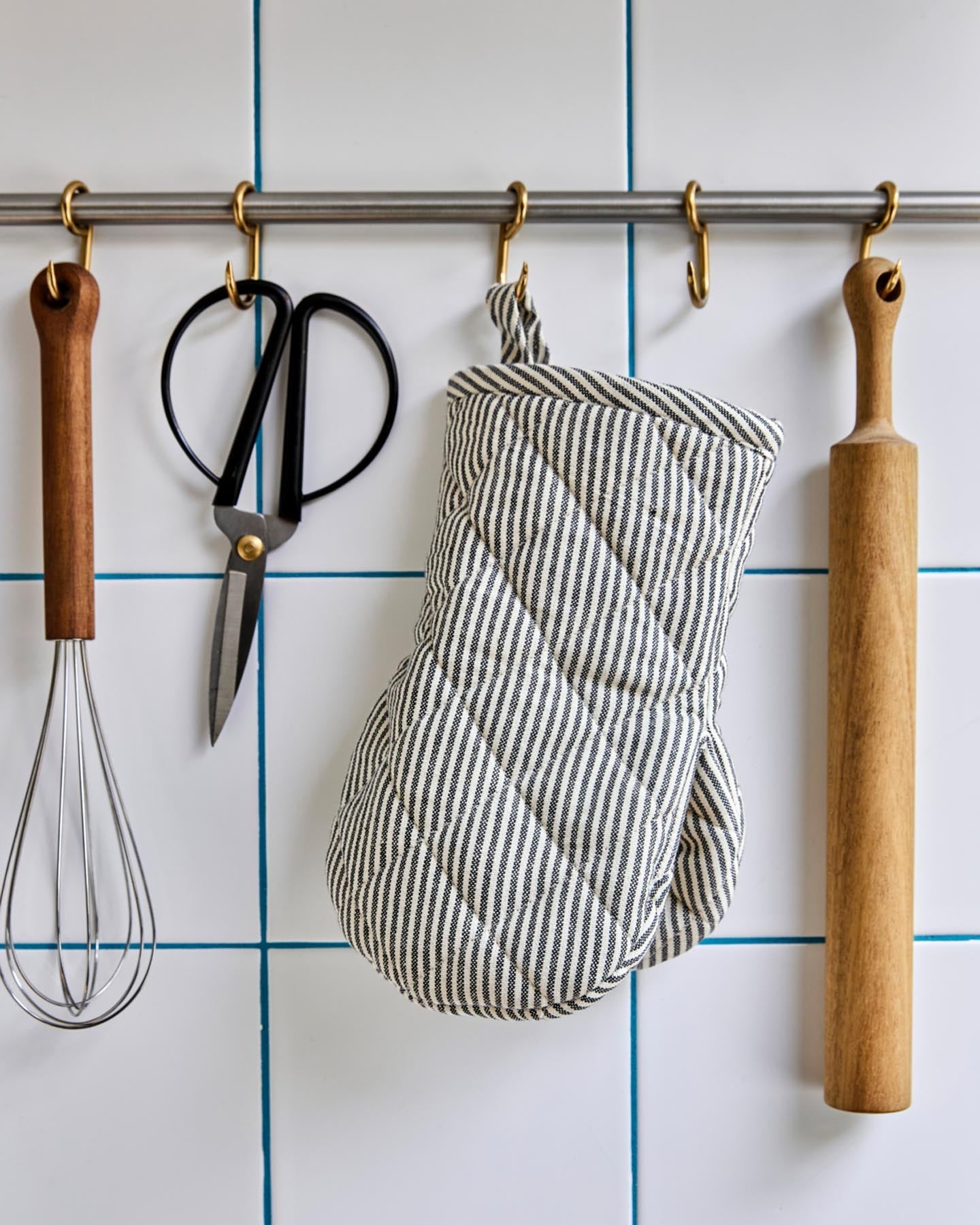 Küchenhandschuh, HDChef, Dunkelgrau in Dunkelgrau präsentiert im Onlineshop von KAQTU Design AG. Küchentuch ist von House Doctor