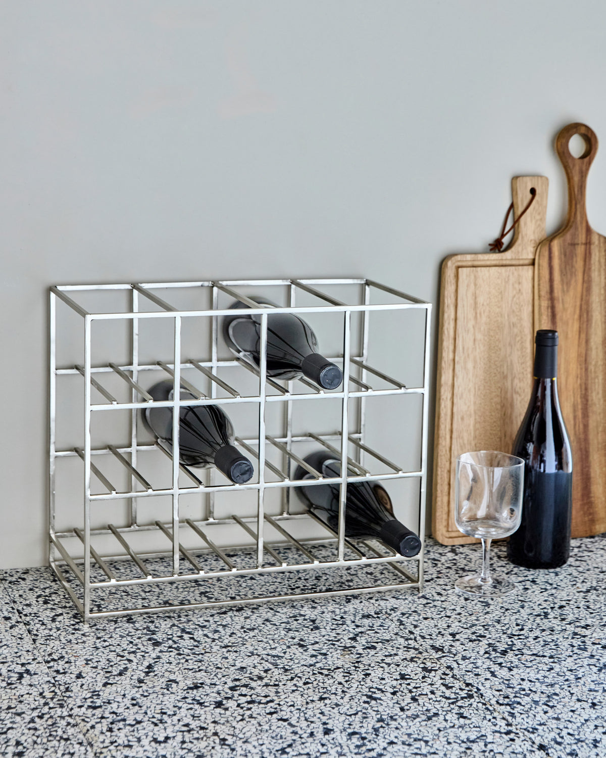 Weinregal, HD12, Silber-Finish in Silberfarben präsentiert im Onlineshop von KAQTU Design AG. Weinregal ist von House Doctor