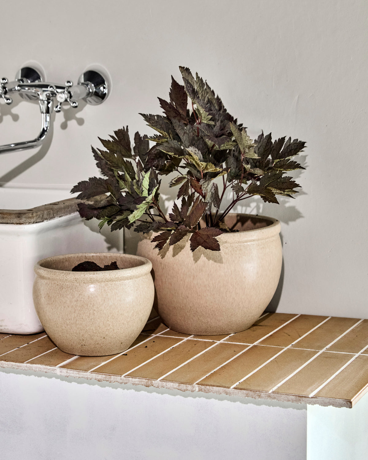 Blumentopf, HDVale, Beige in Beige präsentiert im Onlineshop von KAQTU Design AG. Blumentopf ist von House Doctor