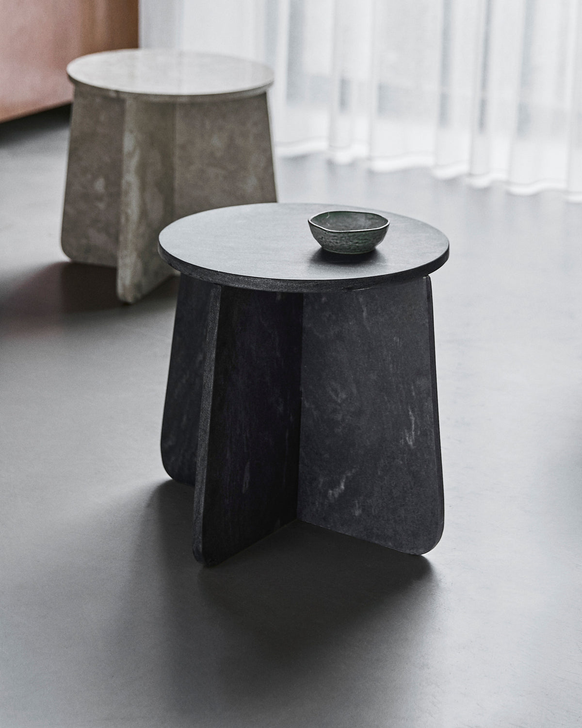 Beistelltisch, HDMarb, Grau in Grey präsentiert im Onlineshop von KAQTU Design AG. Beistelltisch ist von House Doctor;Beistelltisch, HDMarb, Grau in Grey präsentiert im Onlineshop von KAQTU Design AG. Beistelltisch ist von House Doctor;Beistelltisch, HDMarb, Grau in Grey präsentiert im Onlineshop von KAQTU Design AG. Beistelltisch ist von House Doctor