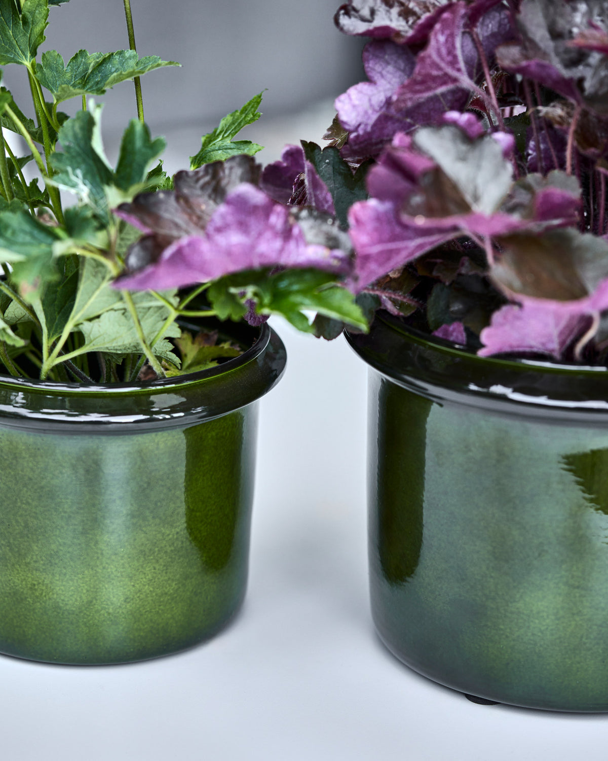 Blumentopf, HDHoop, Grün in Green präsentiert im Onlineshop von KAQTU Design AG. Pflanzentopf Outdoor ist von House Doctor