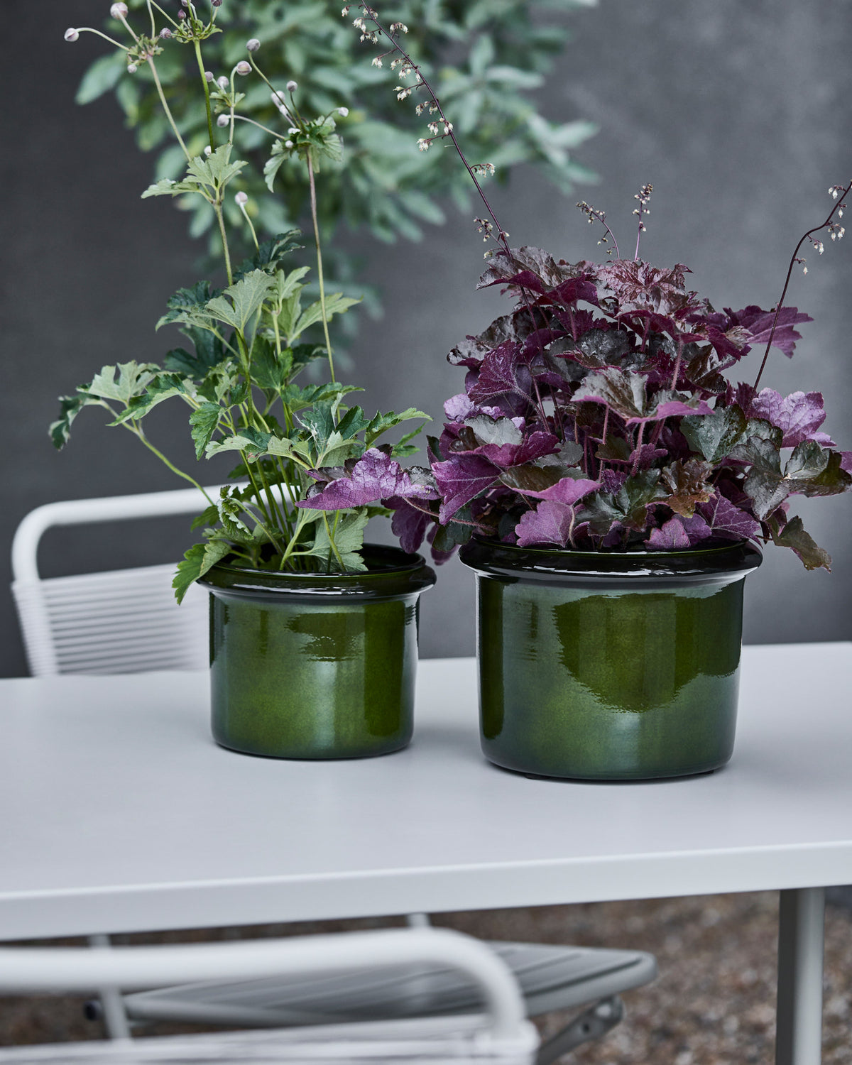Blumentopf, HDHoop, Grün in Green präsentiert im Onlineshop von KAQTU Design AG. Pflanzentopf Outdoor ist von House Doctor