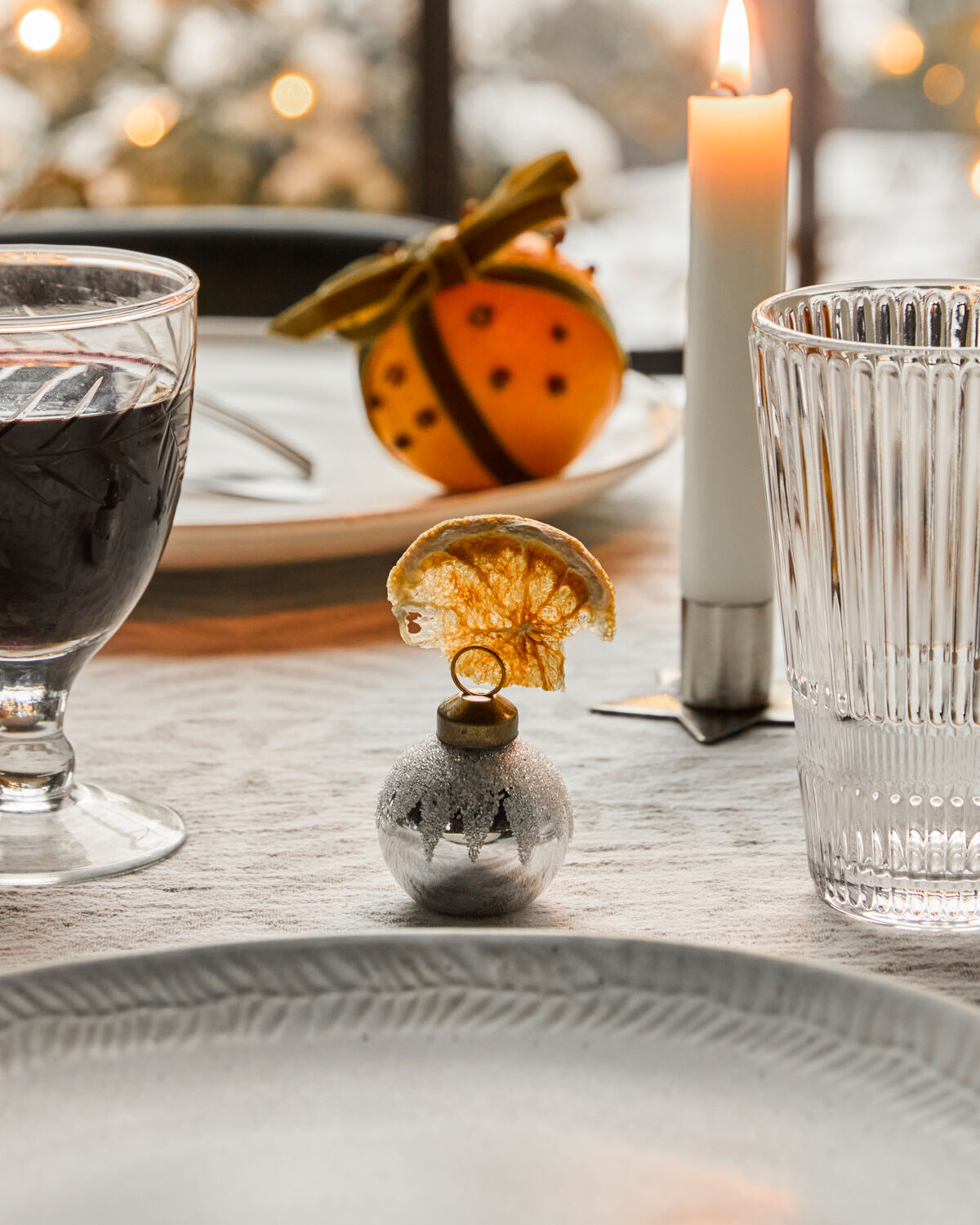 Namensschildhalter, HDBano, Silber m. Glitzer in Silver w. glitter präsentiert im Onlineshop von KAQTU Design AG. Büromaterial ist von House Doctor