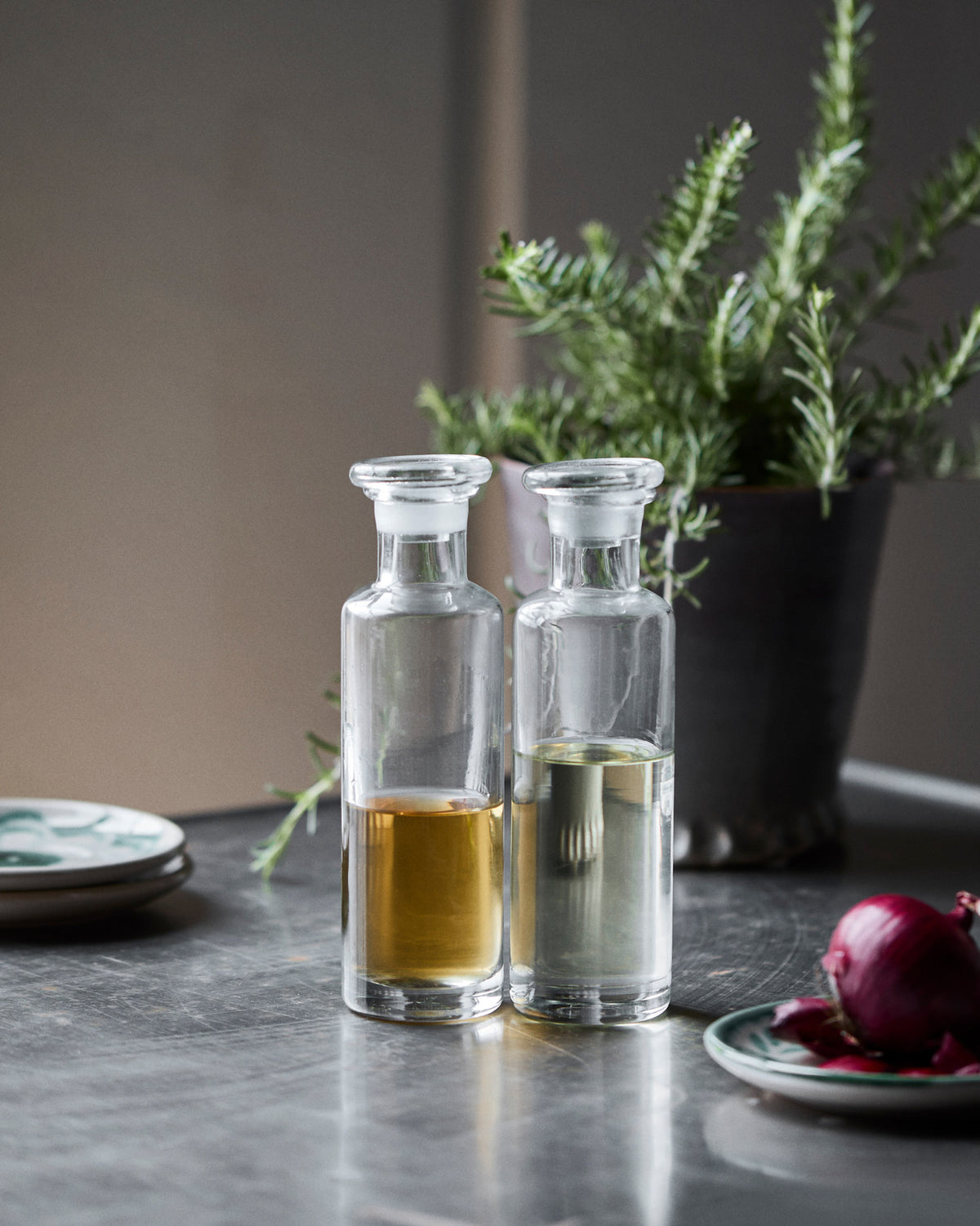 Flasche, HDFarma, Klar in Clear präsentiert im Onlineshop von KAQTU Design AG. Karaffe ist von House Doctor