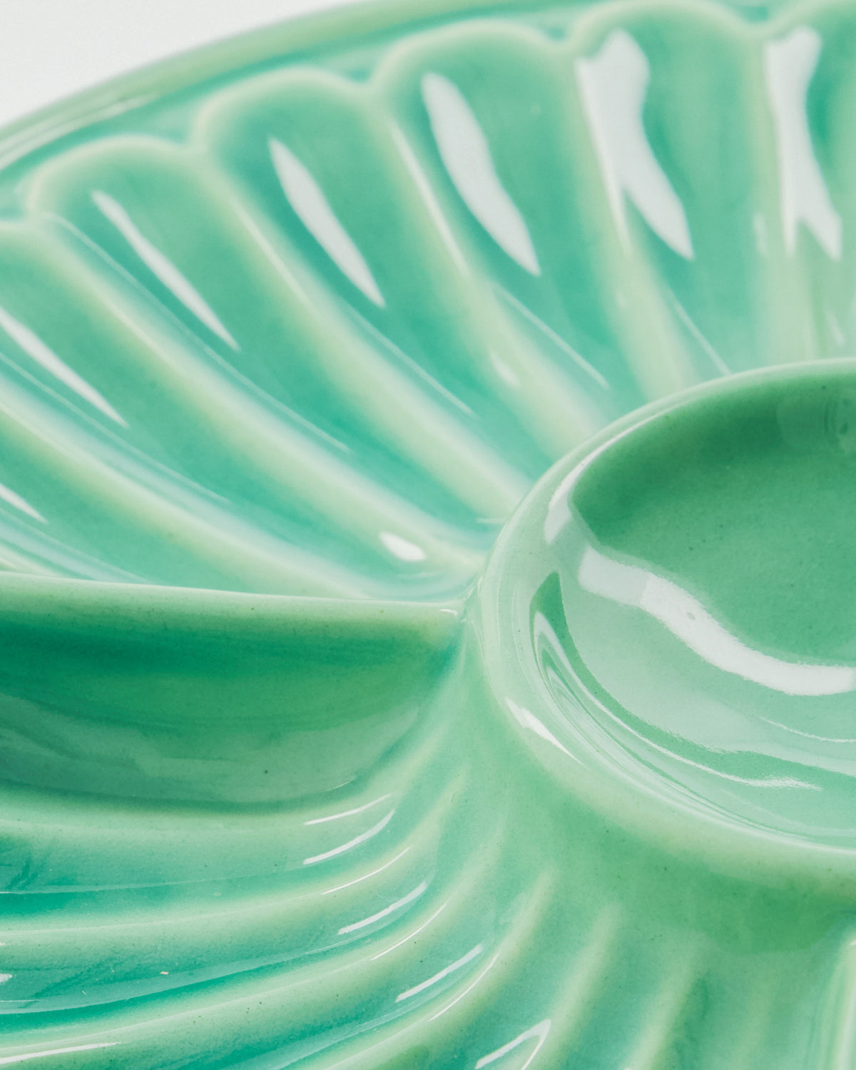 Servierschale, HDDiva, Grün in Green präsentiert im Onlineshop von KAQTU Design AG. Servierplatte ist von House Doctor