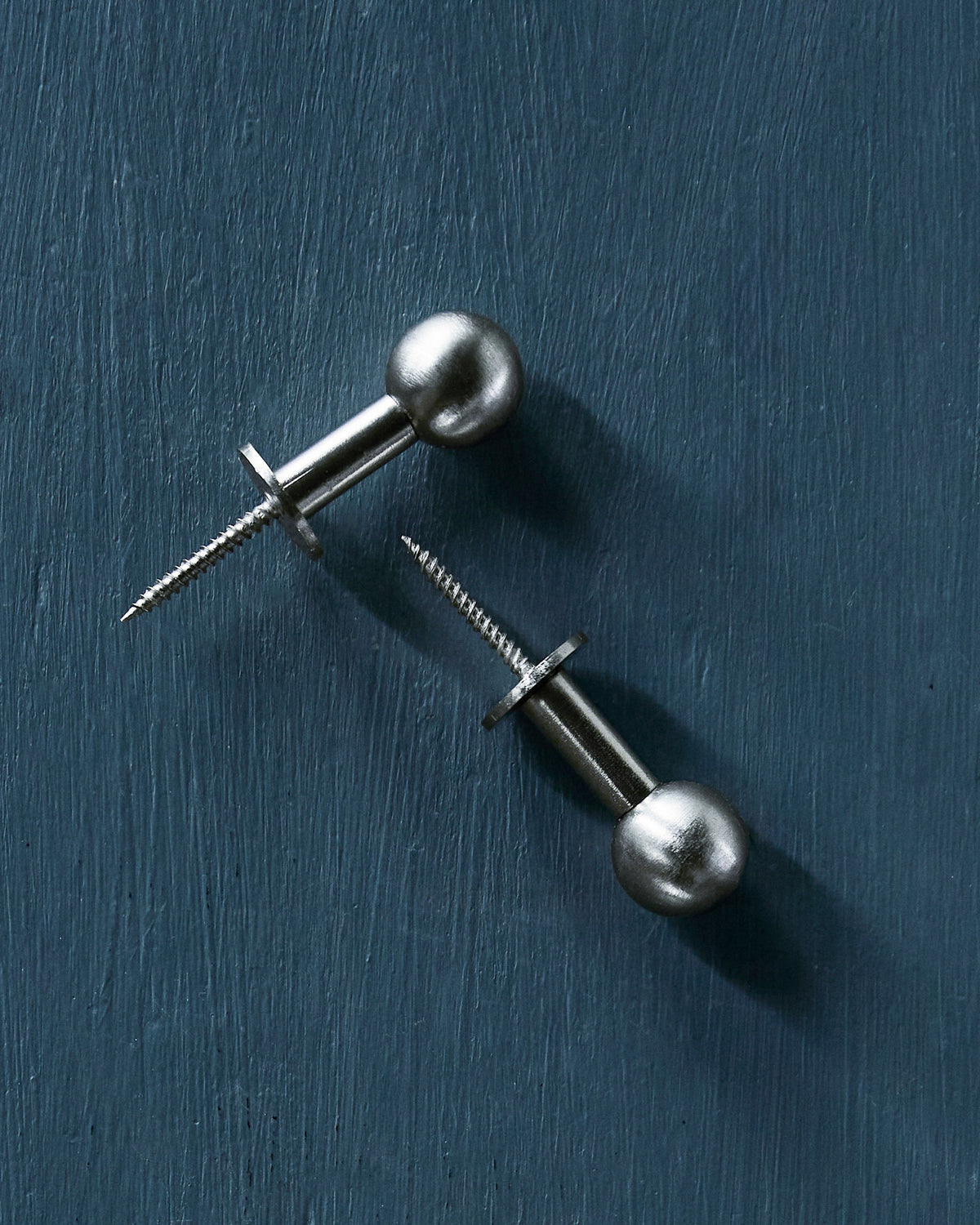 Haken, HDBall, Silber-Finish in Silberfarben präsentiert im Onlineshop von KAQTU Design AG. Kleiderhaken ist von House Doctor