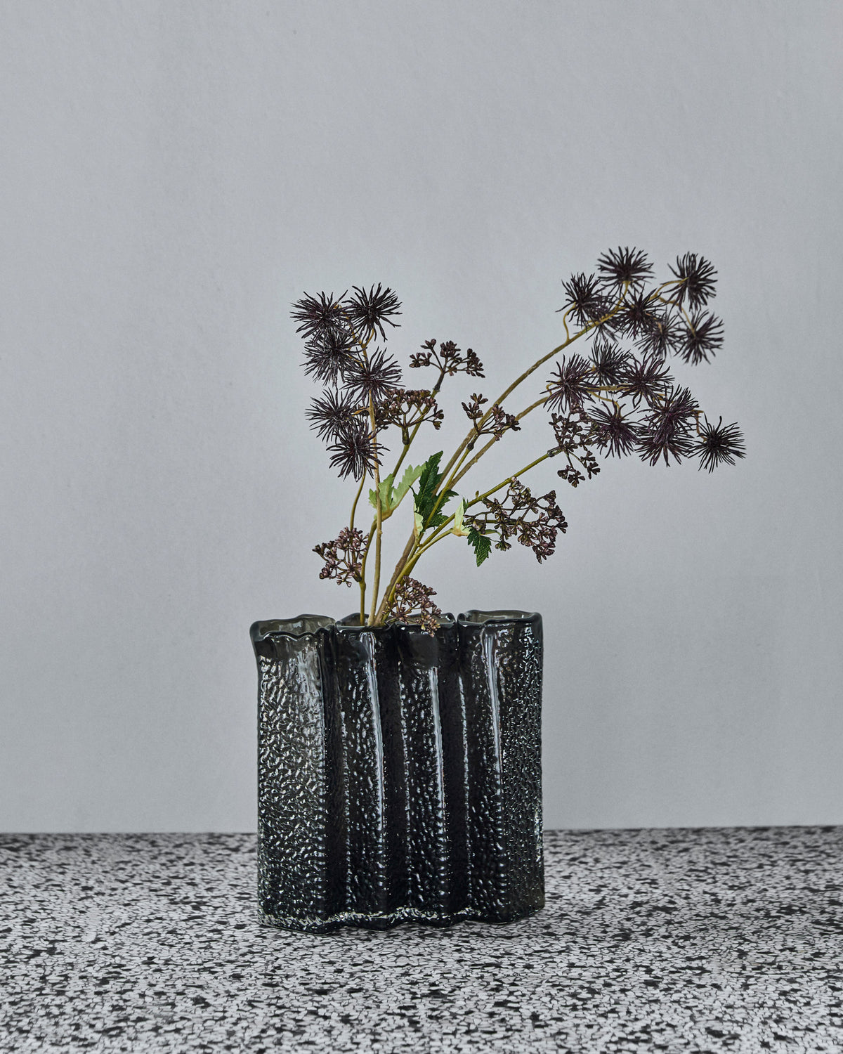 Vase, HDZuri, Tiefer Wald in Deep forest präsentiert im Onlineshop von KAQTU Design AG. Vase ist von House Doctor;Vase, HDZuri, Tiefer Wald in Deep forest präsentiert im Onlineshop von KAQTU Design AG. Vase ist von House Doctor;Vase, HDZuri, Tiefer Wald in Deep forest präsentiert im Onlineshop von KAQTU Design AG. Vase ist von House Doctor