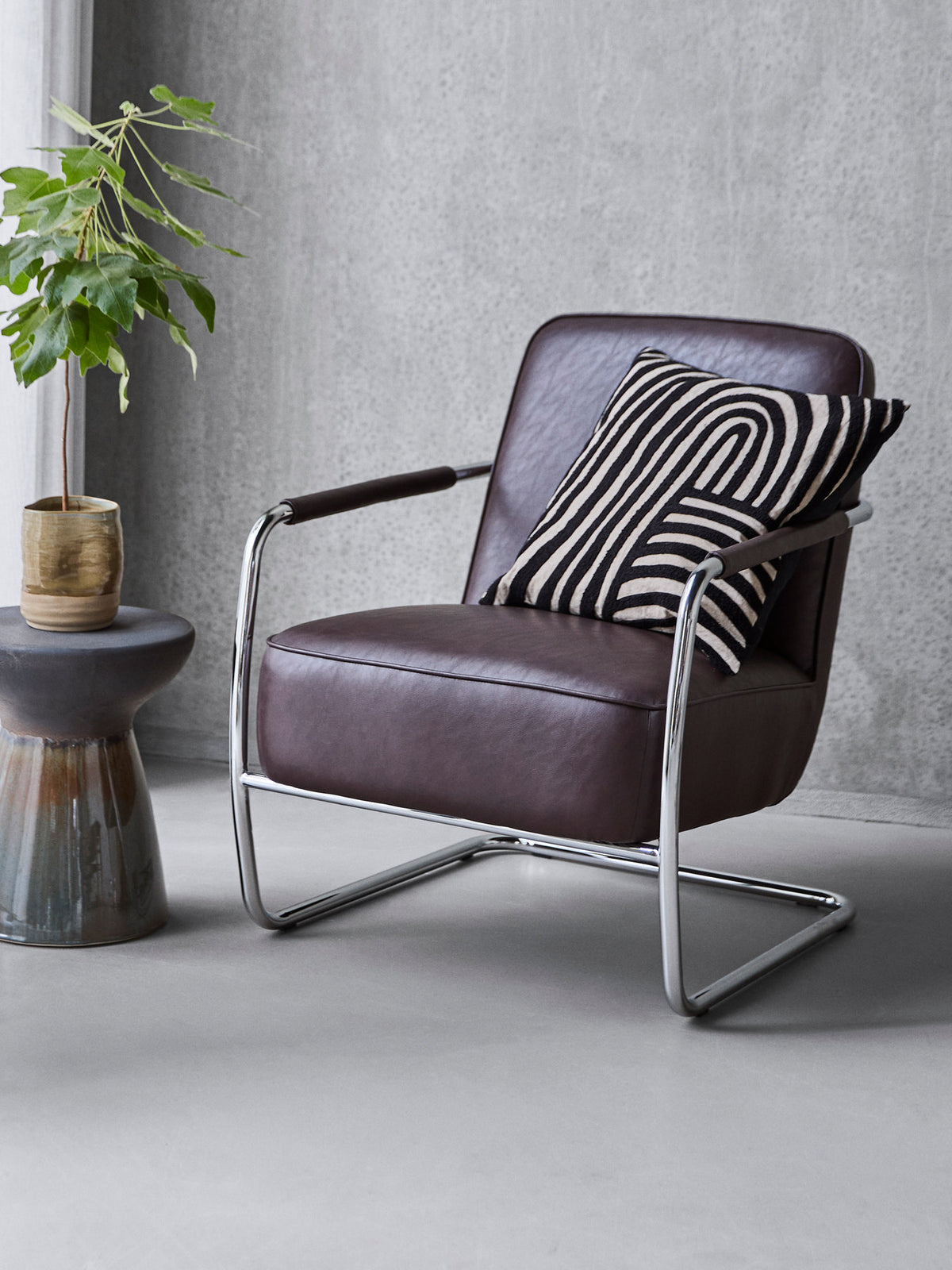 Loungesessel, HDComma, Maulbeere, Crome in Maulbeere präsentiert im Onlineshop von KAQTU Design AG. Sessel ist von House Doctor