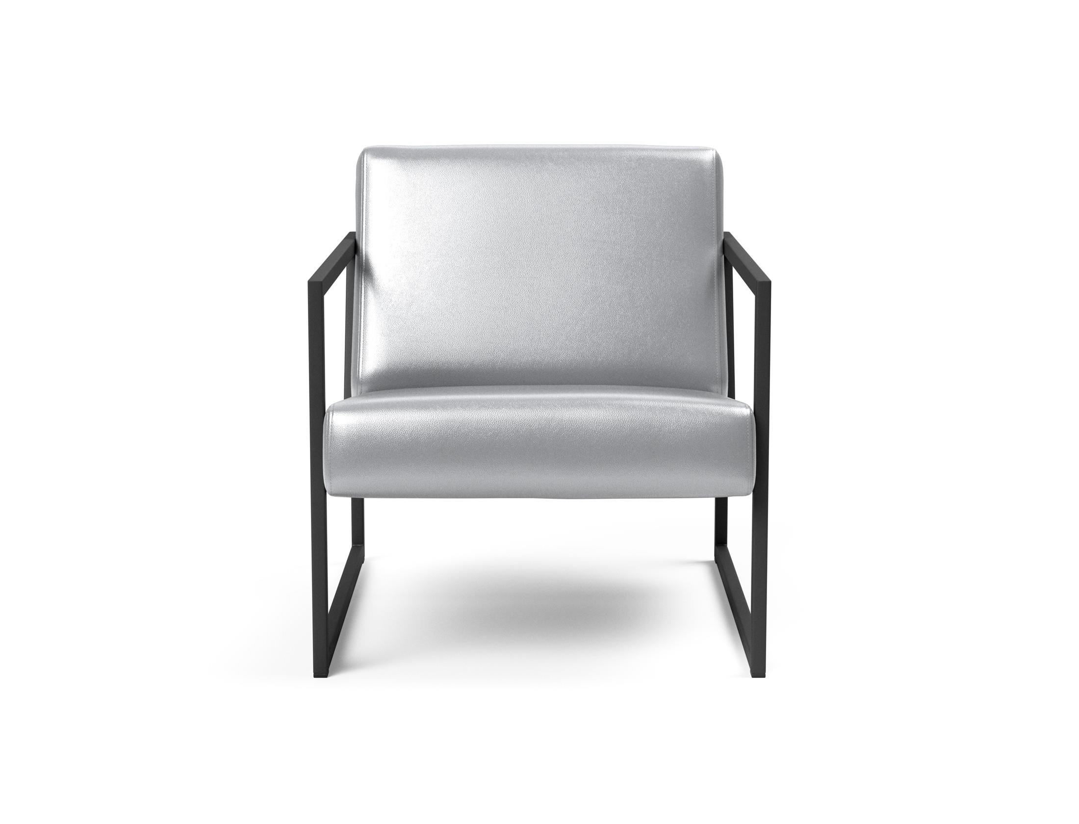 Entdecken Sie den Vikko Sessel mit Armlehnen von Innovation Living – stilvoll, bequem und perfekt für jedes moderne Zuhause.