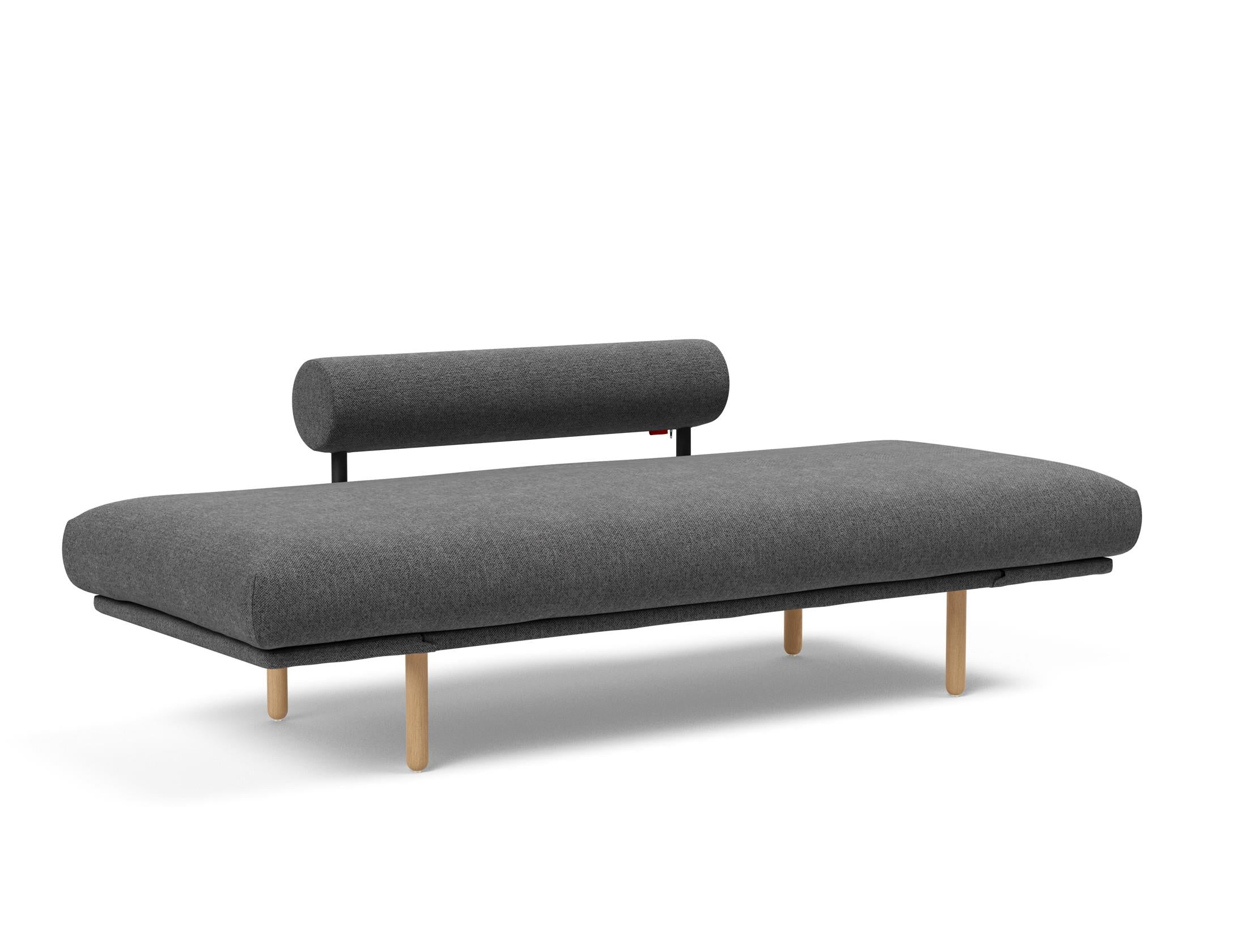 Entdecken Sie das Rollo Stem Klappsofa 80 von Innovation Living – stilvoll, vielseitig und mit hochwertigem Bezug für optimalen Komfort.